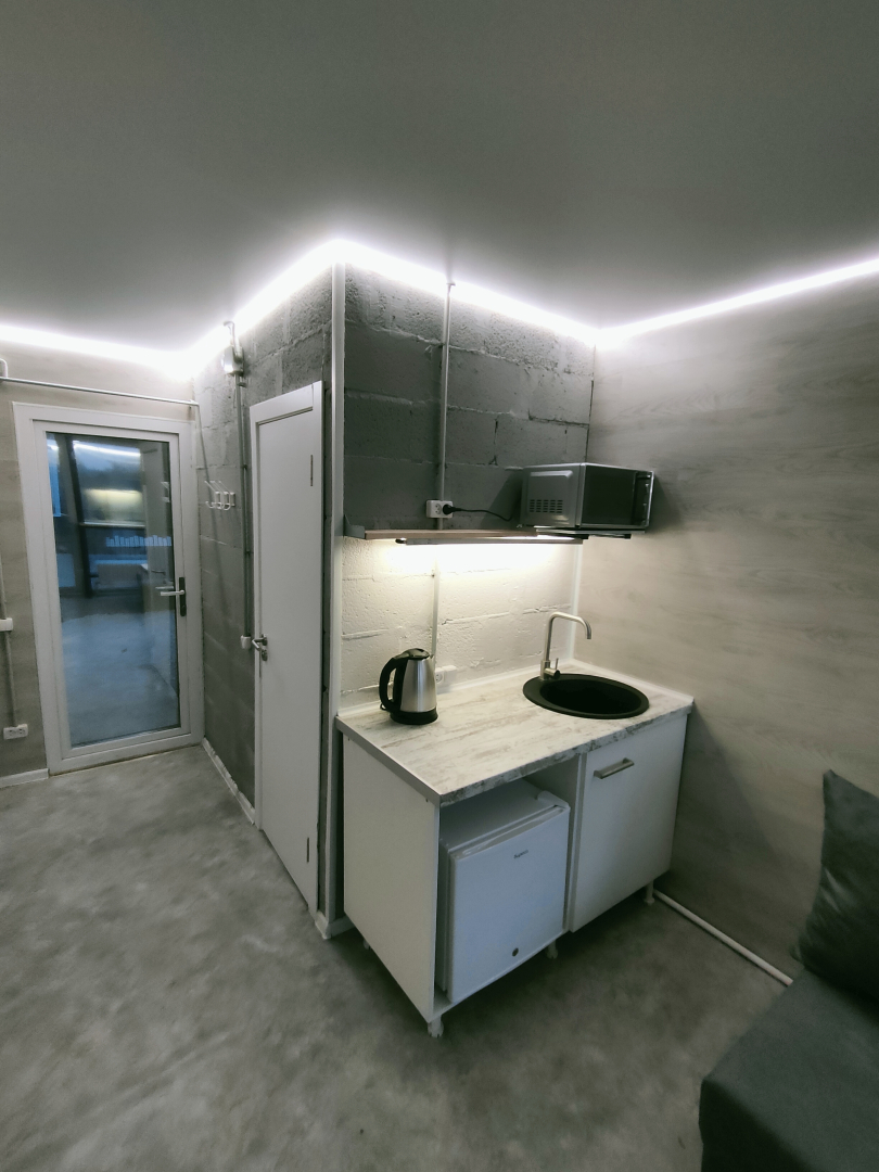 Hostel 365