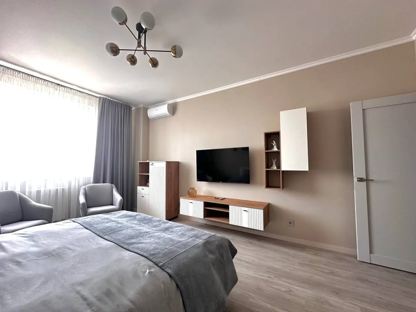 Апартаменты с видом на Рыбную деревню