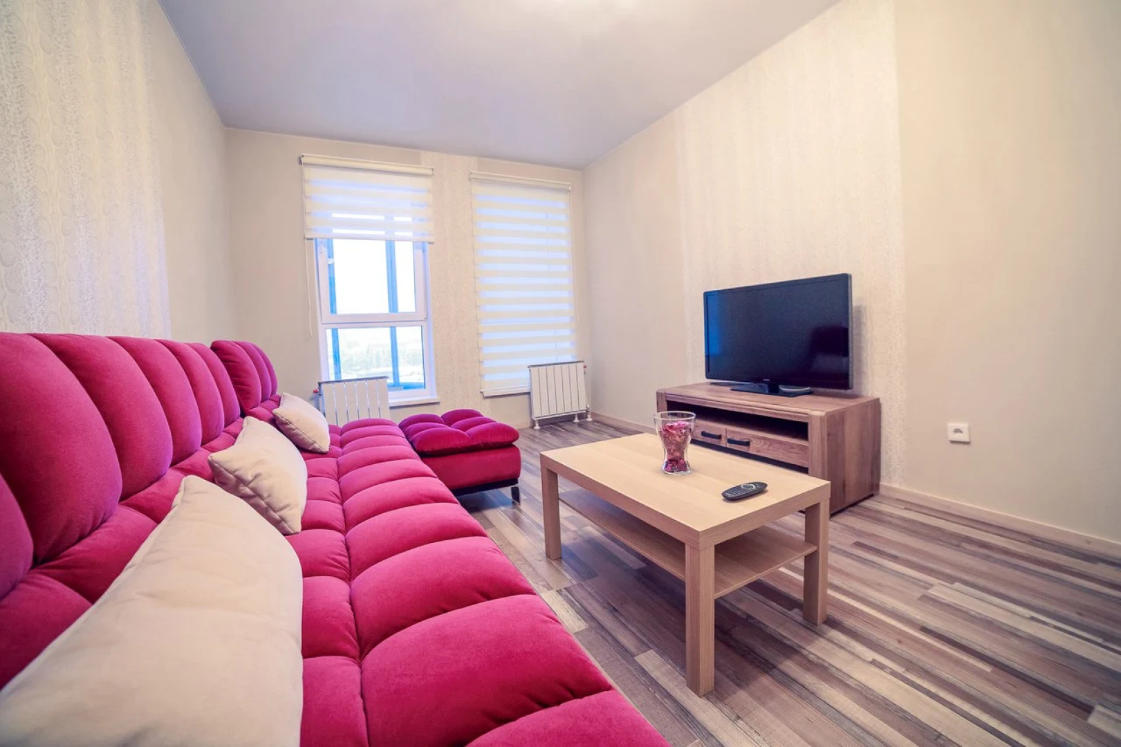 Апартаменты Октябрьской Революции 19