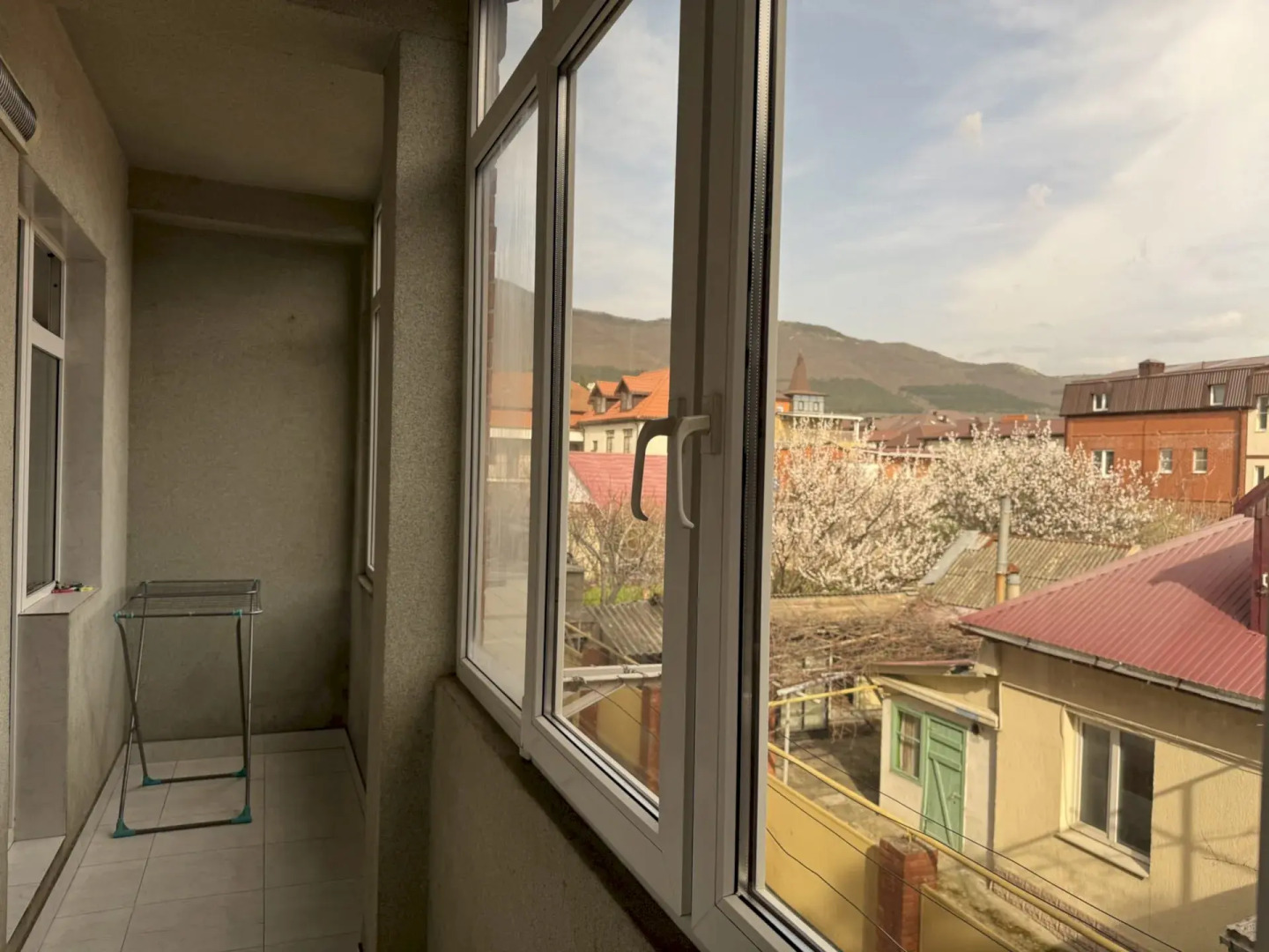 Квартира 476 4Комнатная в Центре с Балконом 7 Мин до Моря