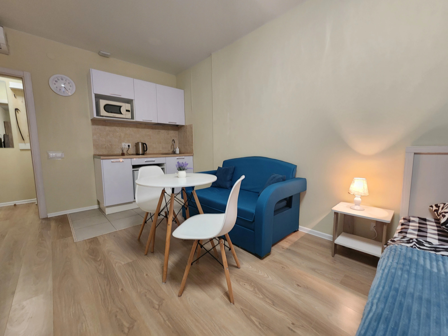 Квартира Третья студия на Ларюшина 4/1