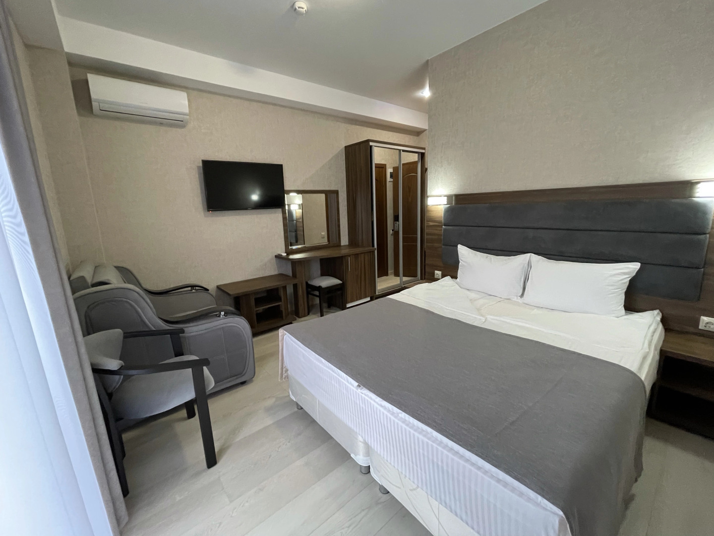 Отель Мариано