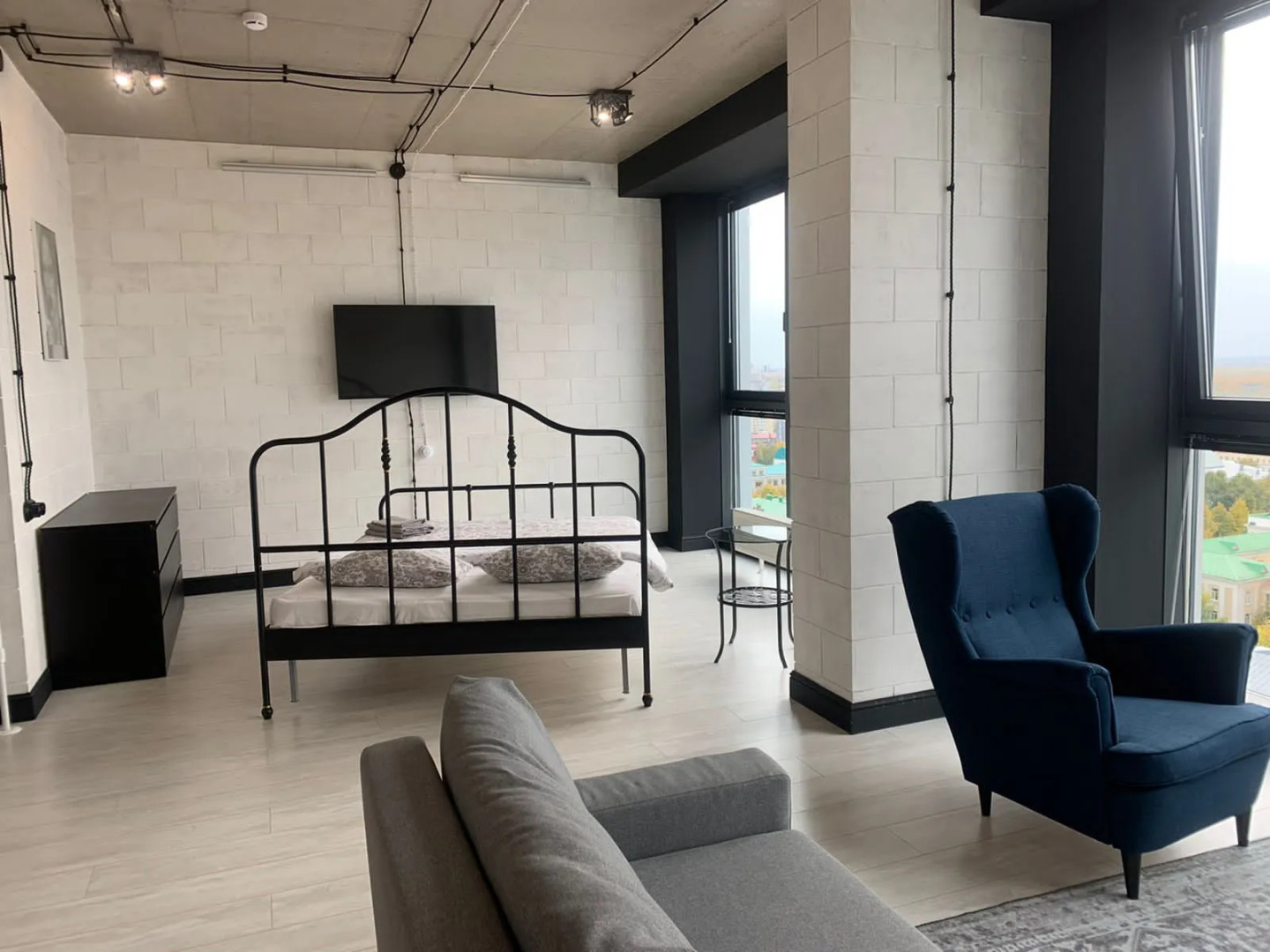 Апартаменты 1503 Верхнеторговая площадь 4