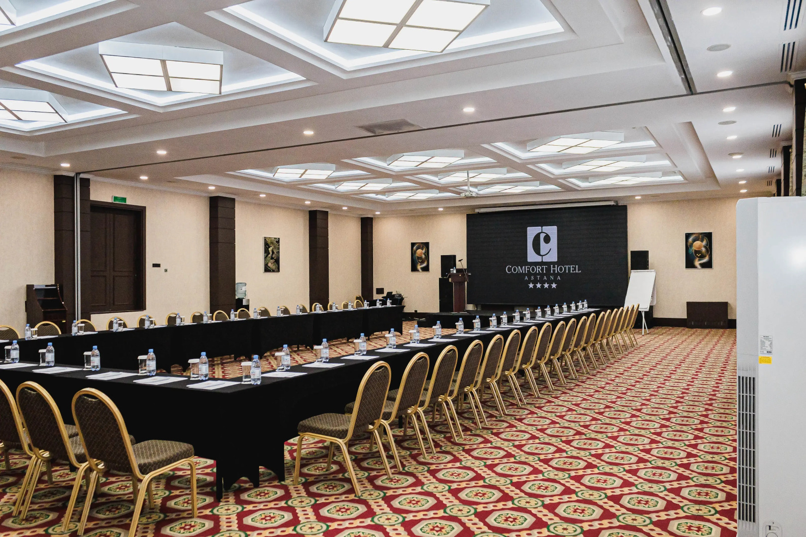 Отель Comfort Astana