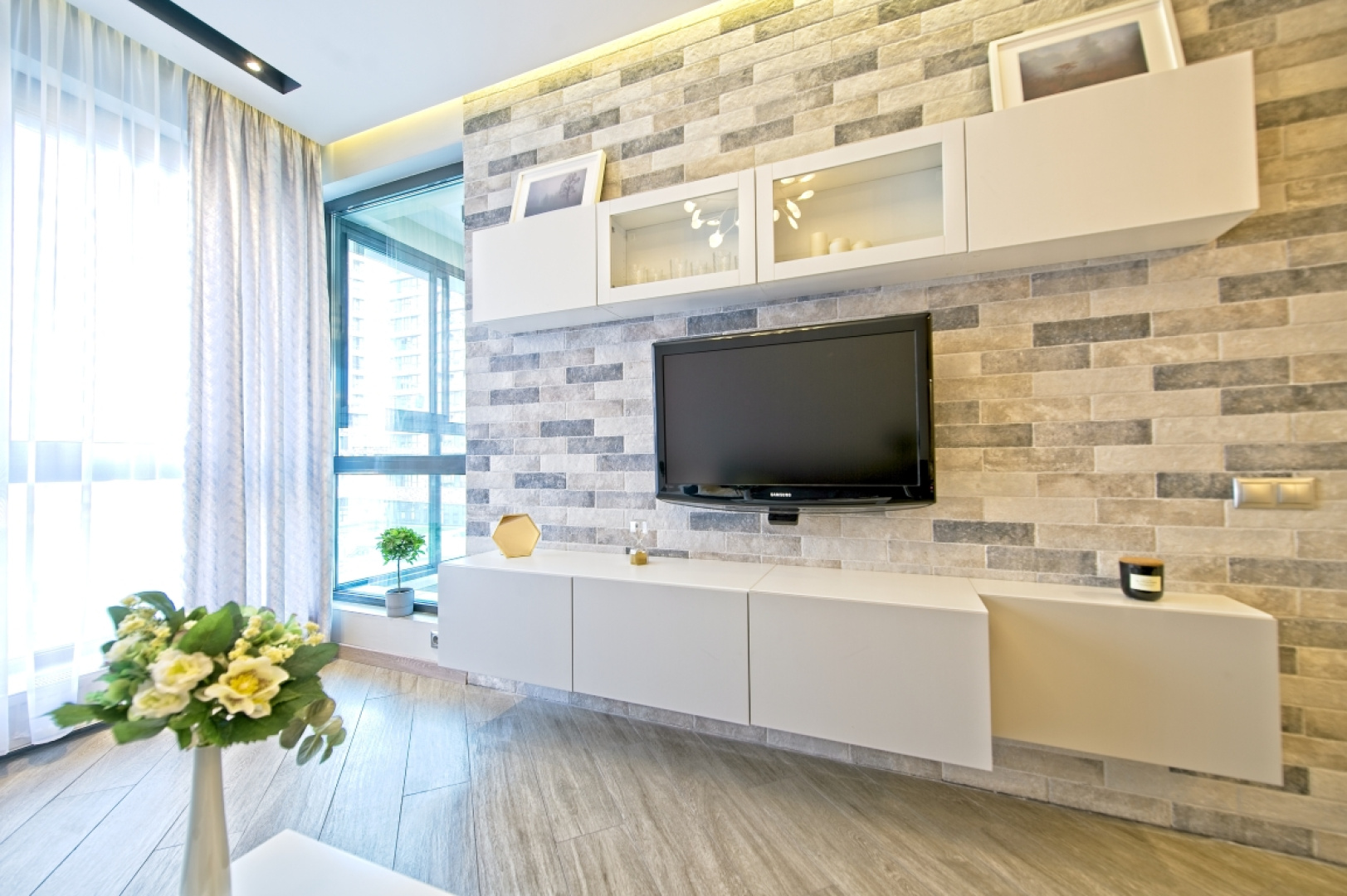 Апартаменты с Балконом Elite Apartments