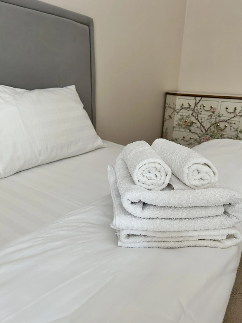 Квартира Piter Apatrments у Эрмитажа (2 спальни, парковка, кондиционер)