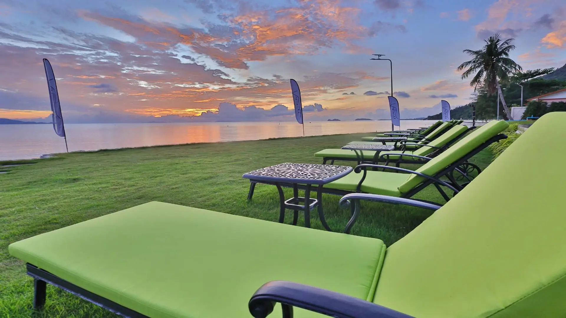 Отель Vannee Golden Sands Resort