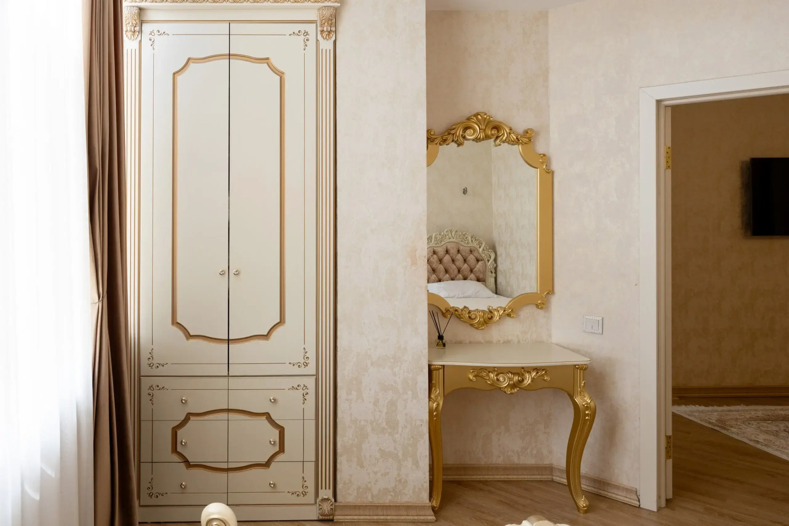 Апартаменты "Эленика" Роскошные у Озера в Махачкале