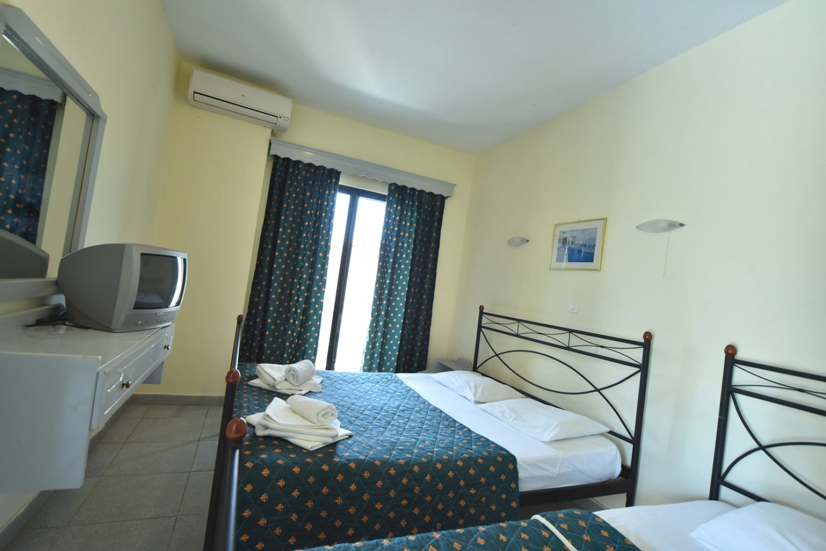 Отель Hanioti Grand Victoria