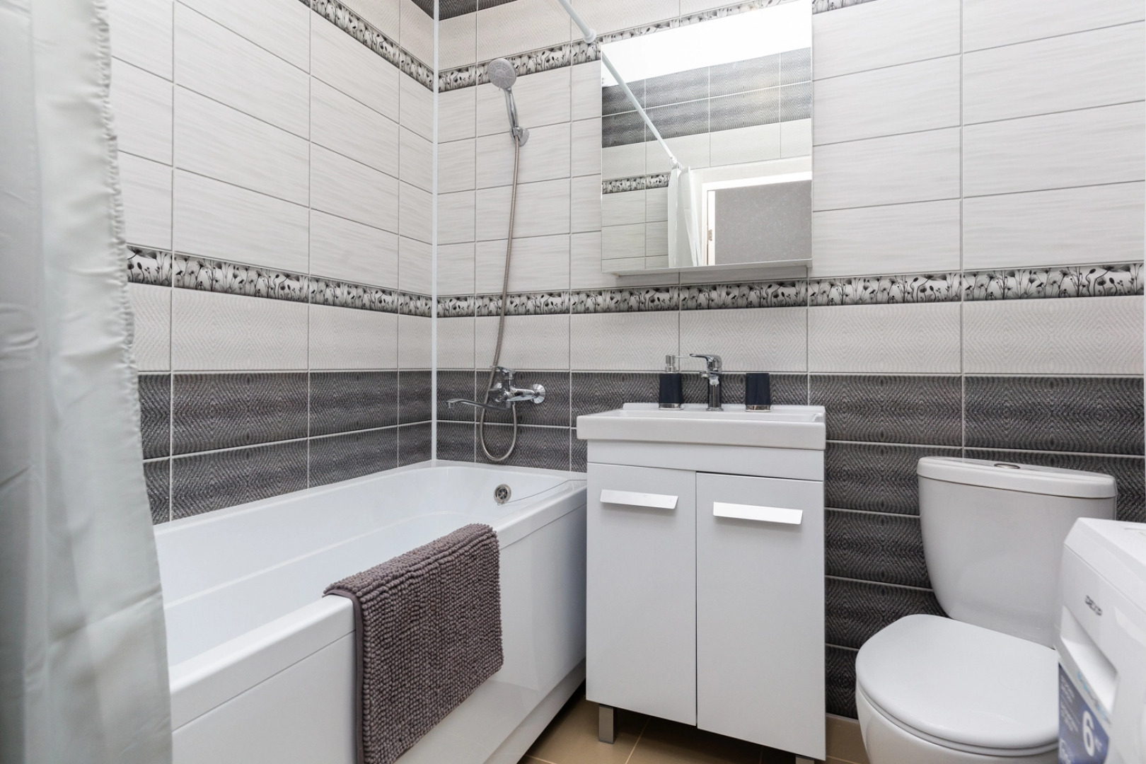 Квартира SleepNSK Уютная двухкомнатная около Аквапарка