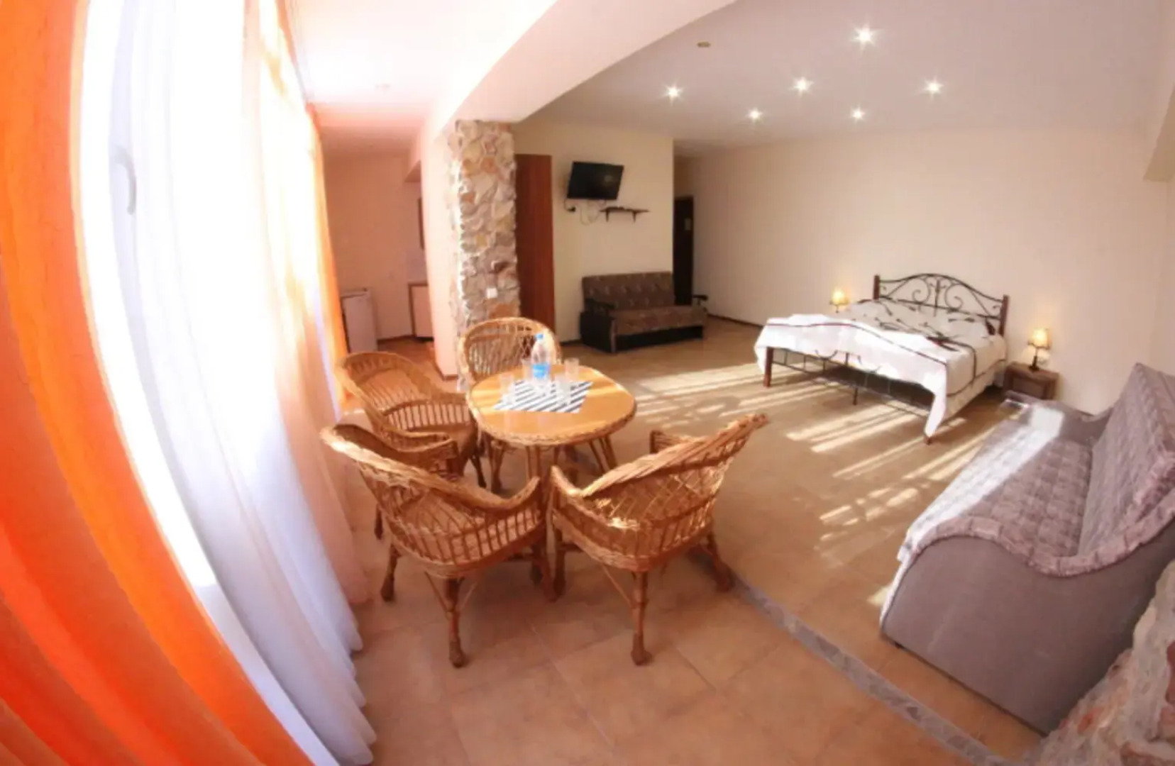 Меблированные комнаты в Гостевом доме Очаг