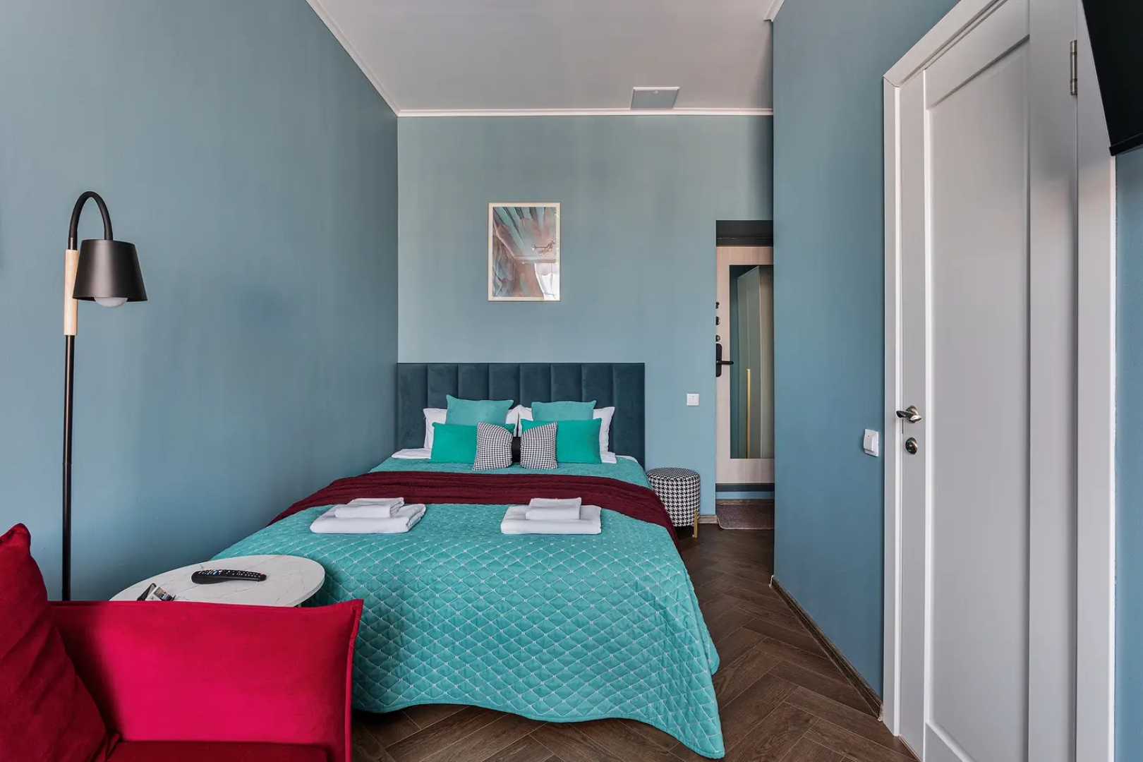 Апартаменты FullHouseApart дизайнерская четырехместная студия на вокзальной площади