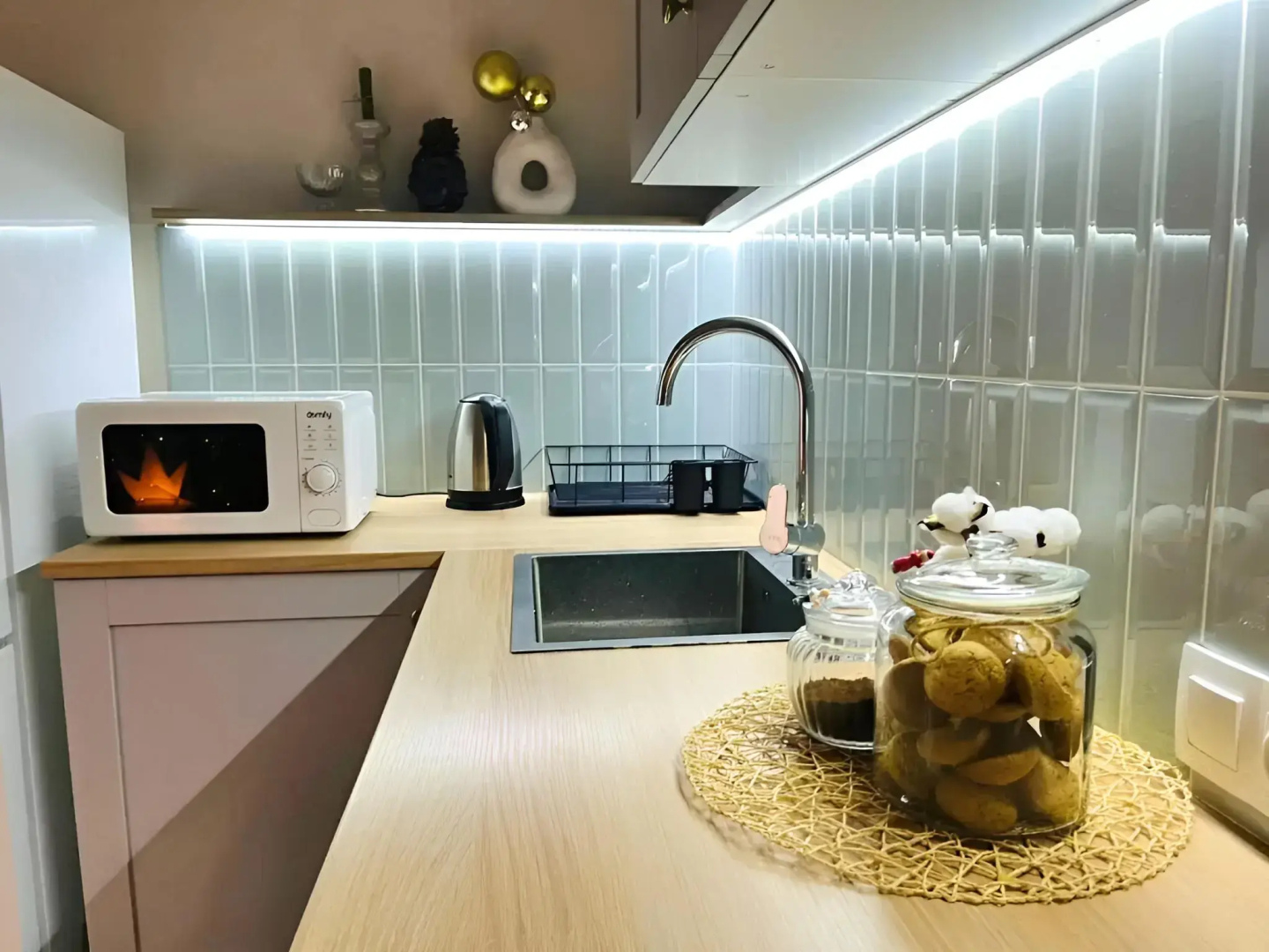 Квартира Четаева 43А