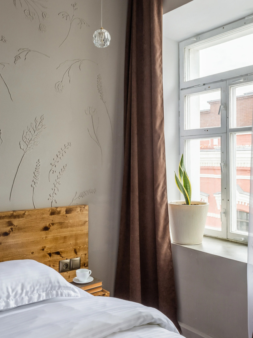 Отель Тихонов