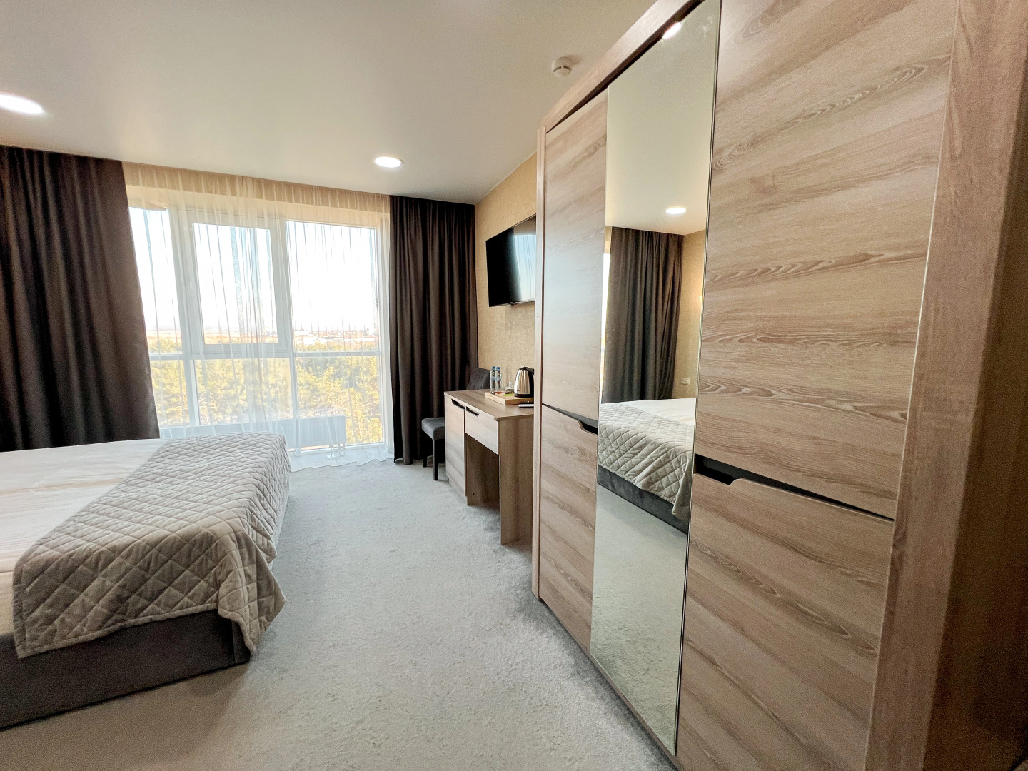 Отель Grand Sapphire