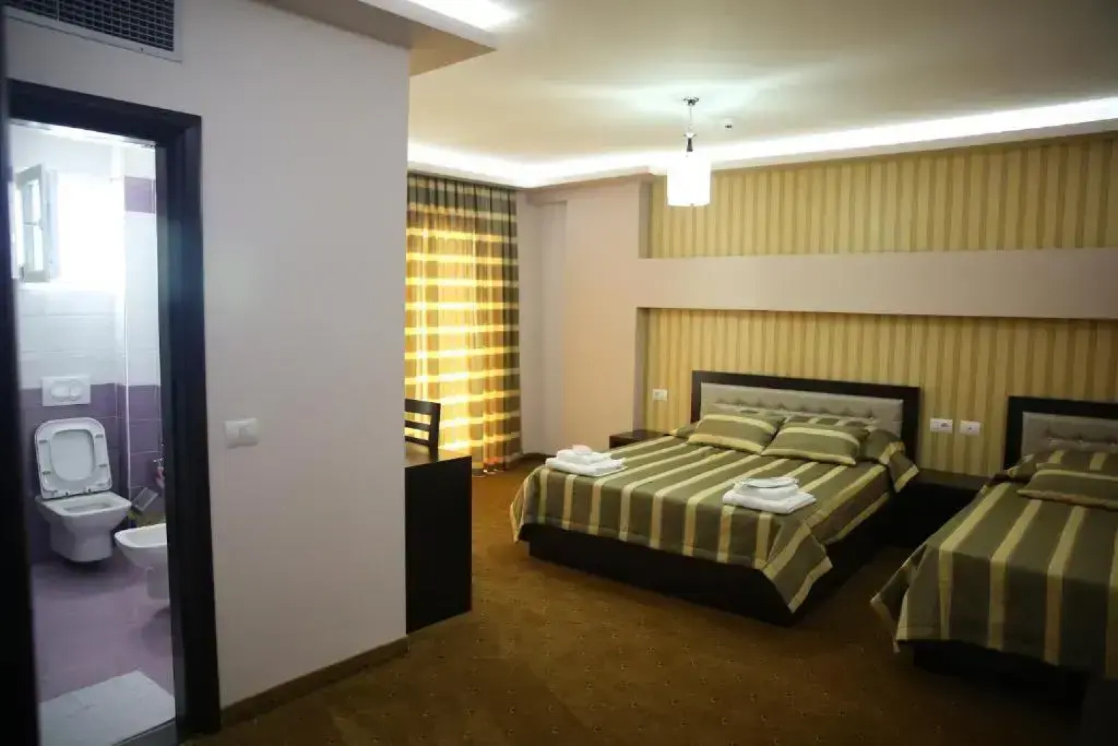 Отель Pogradeci