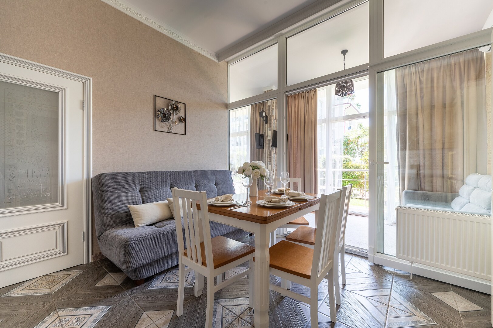 Апартаменты Red apartments Екатерининский Квартал Афродита