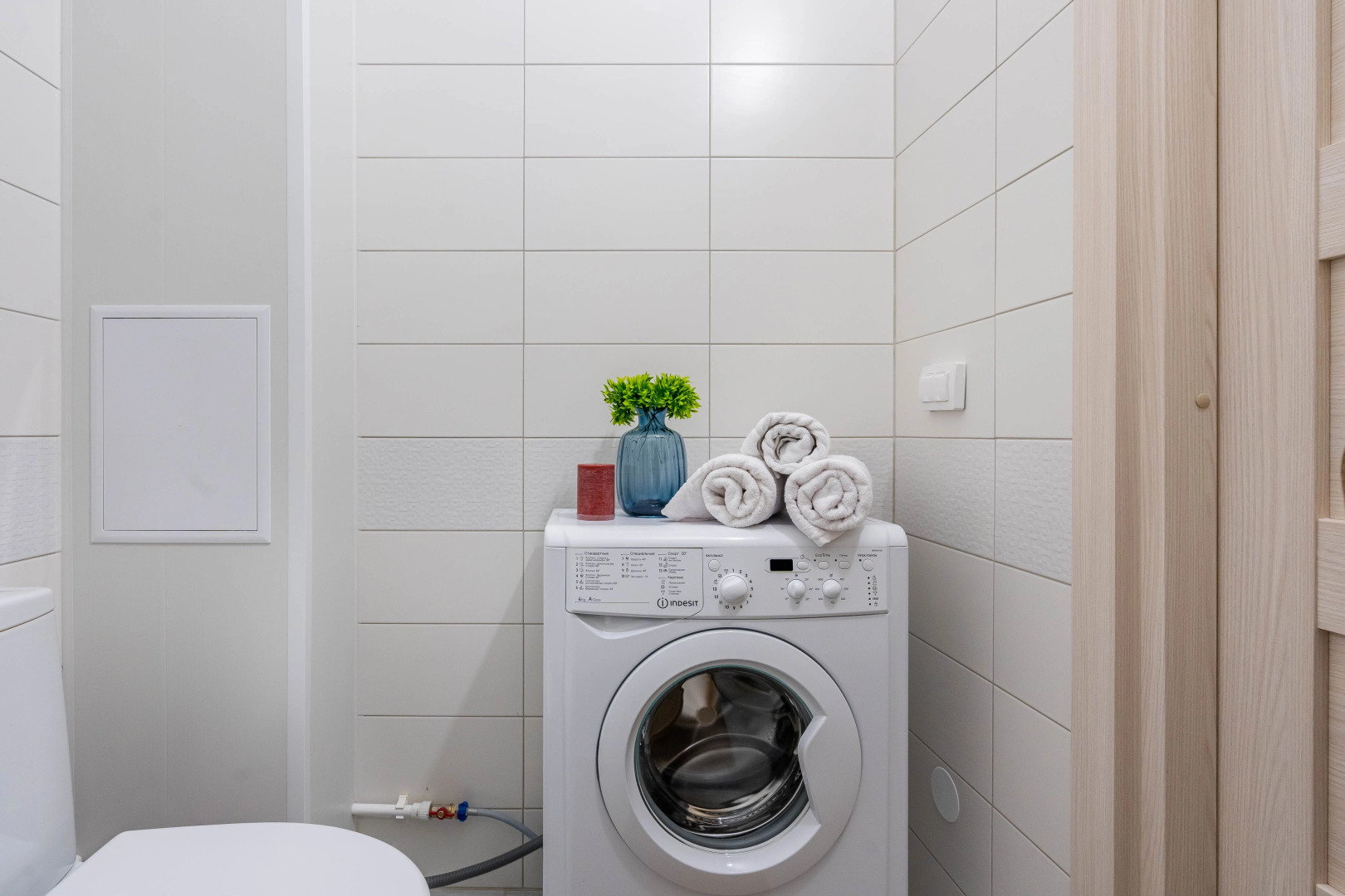 Апартаменты YOUR EMERALD видом на Лахта-центр