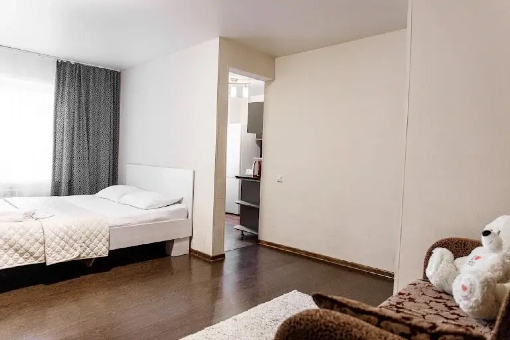 Апартаменты  Дзержинского 13