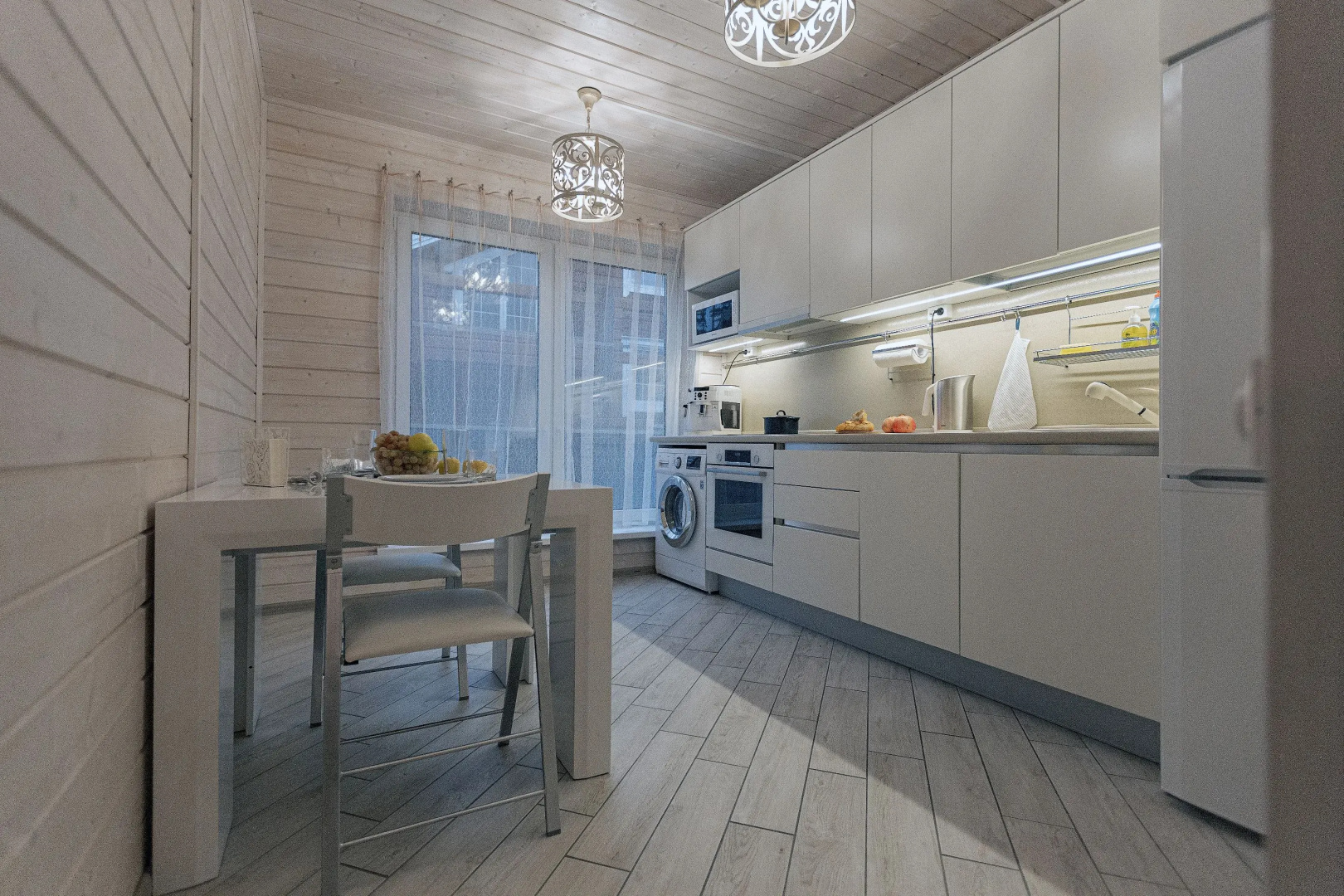 Частный дом WhiteyHouse половина 2
