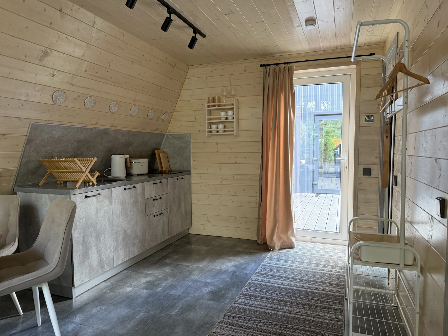 Частный дом Уютный А-фрейм Поле с баней и чаном