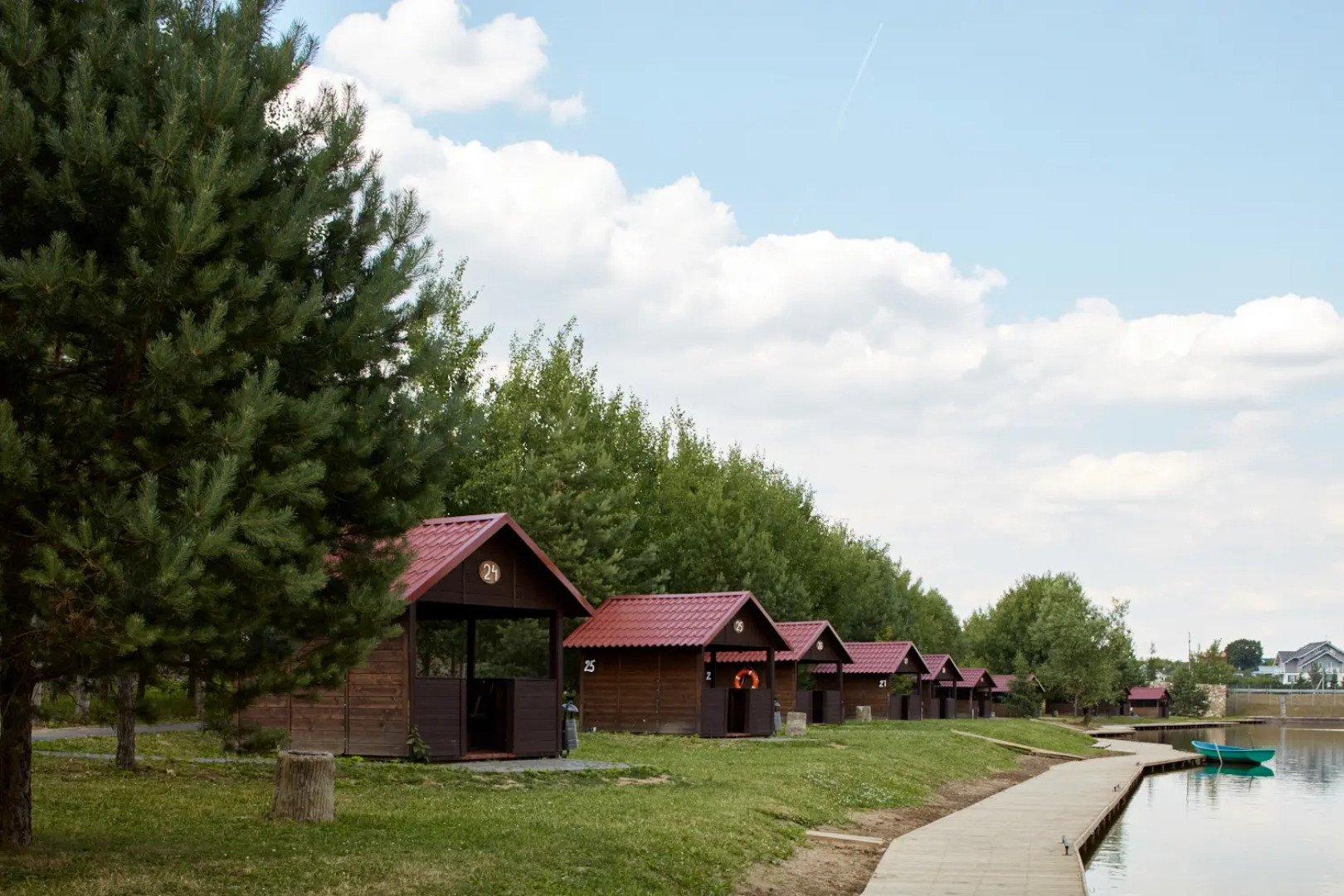 Отель Fish Point Family Resort (Золотой сазан)