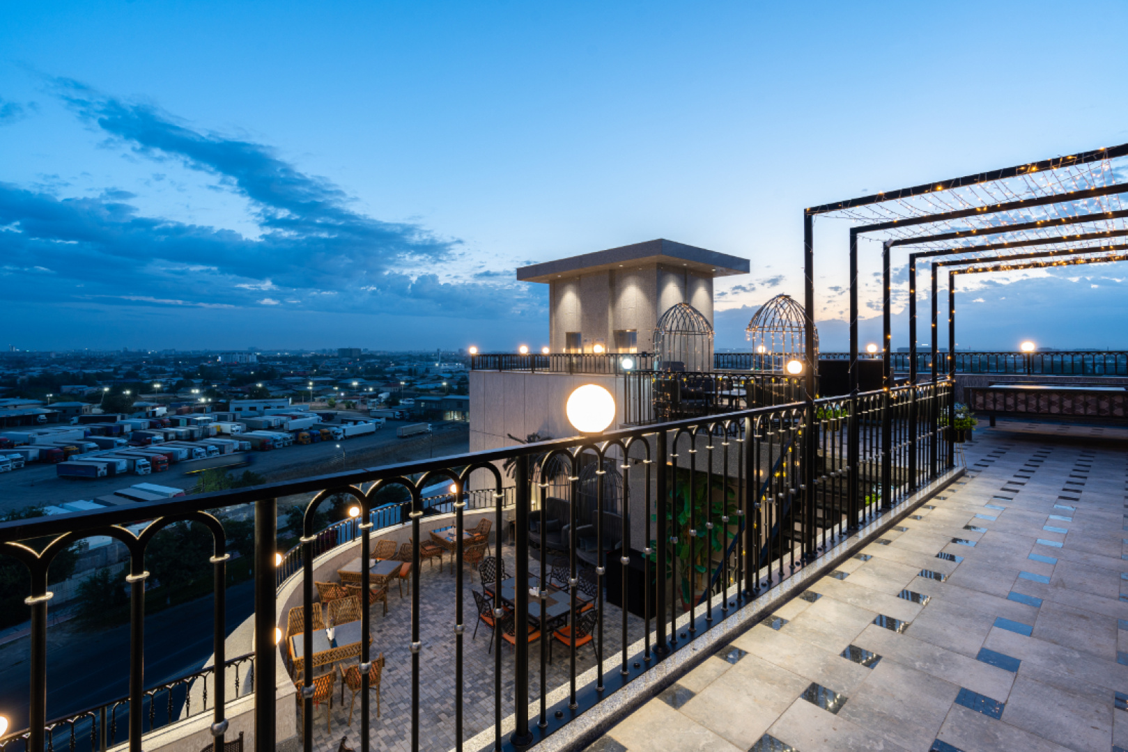 Hotel Shamsan