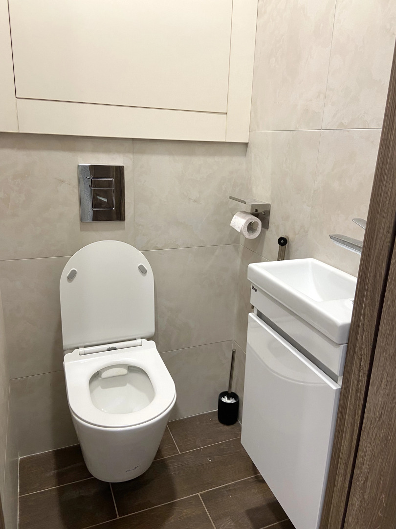 Квартира Большая двухкомнатная у метро Пионерская