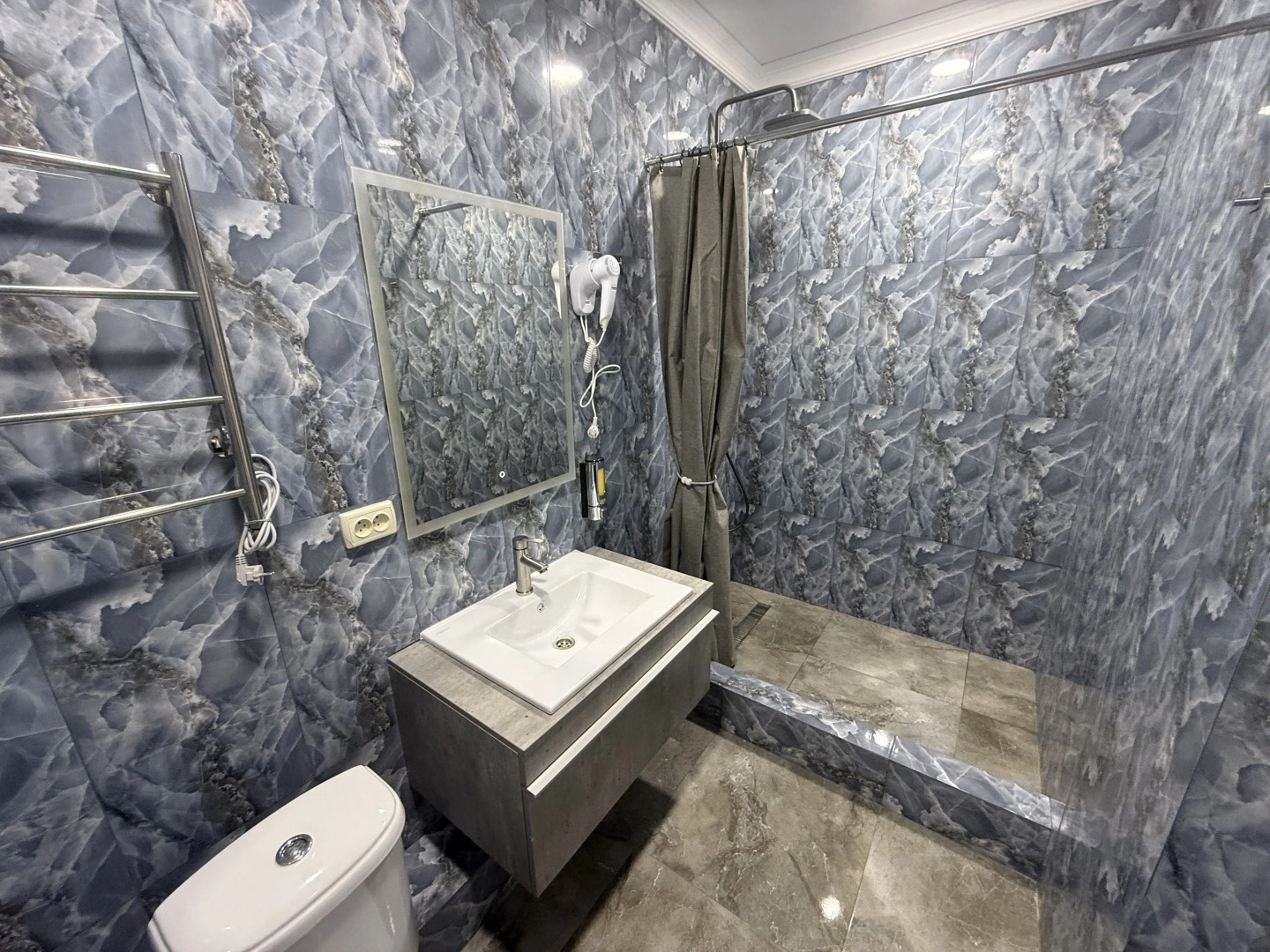 Отель HotelAmza