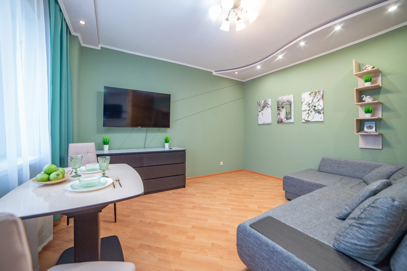 Апартаменты Бажова 68