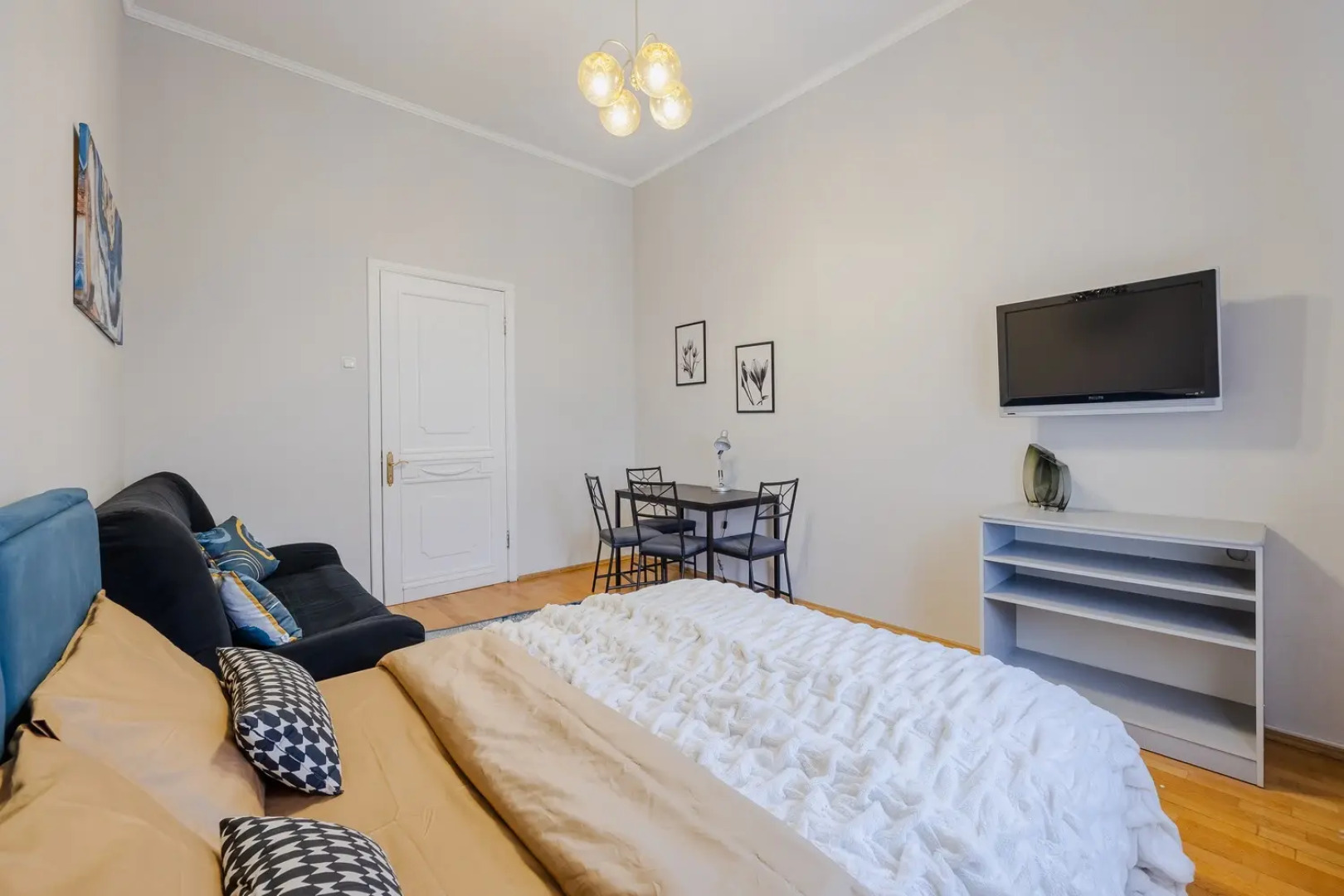 Апартаменты У Исакиевской площади DereMRents ДереМРентс