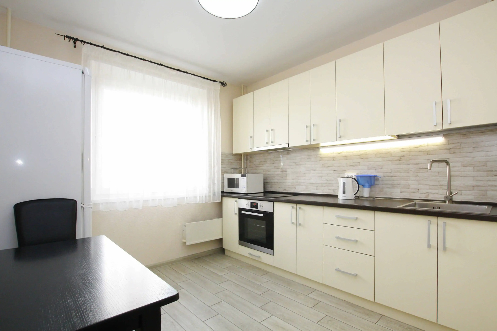 Альт Апартаменты люкс (054)