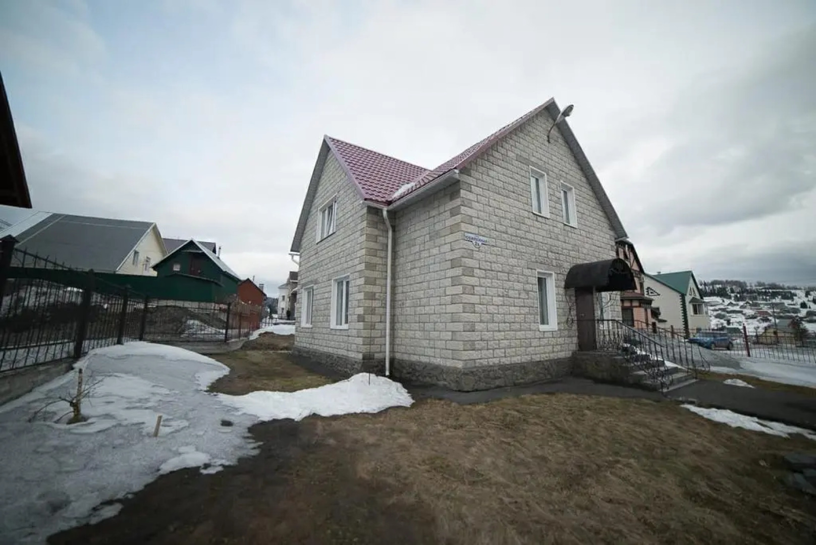 Apartamenty na ul. YUbilejnaya, d. 2b