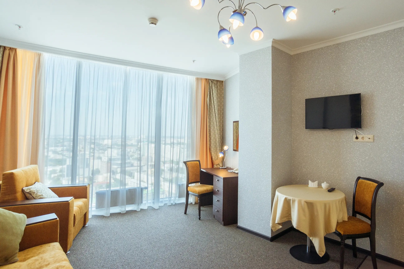 Отель Высоцкий