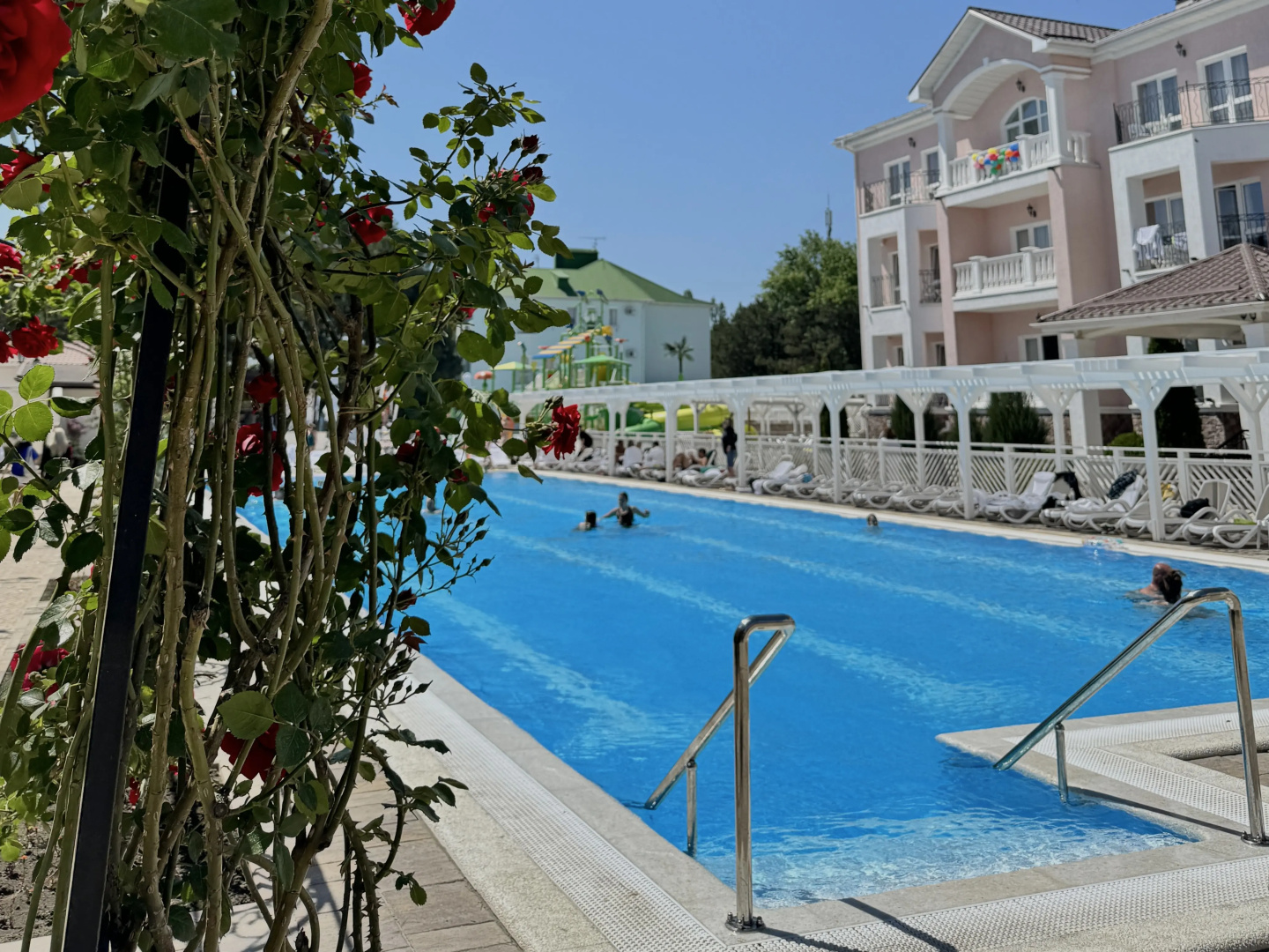 Курортный отель Alean Family Riviera