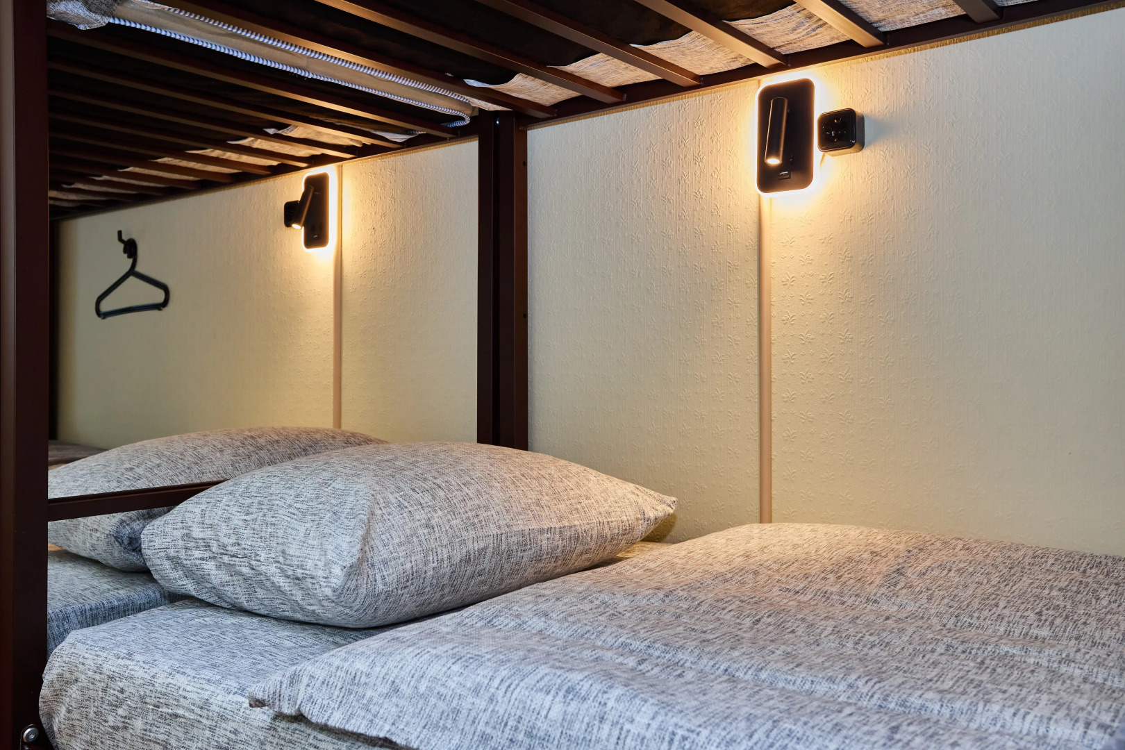 Хостел 18 Line