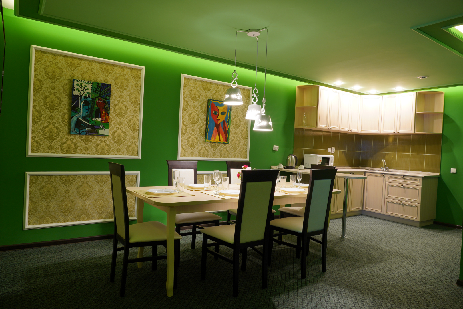 Отель Макхолл