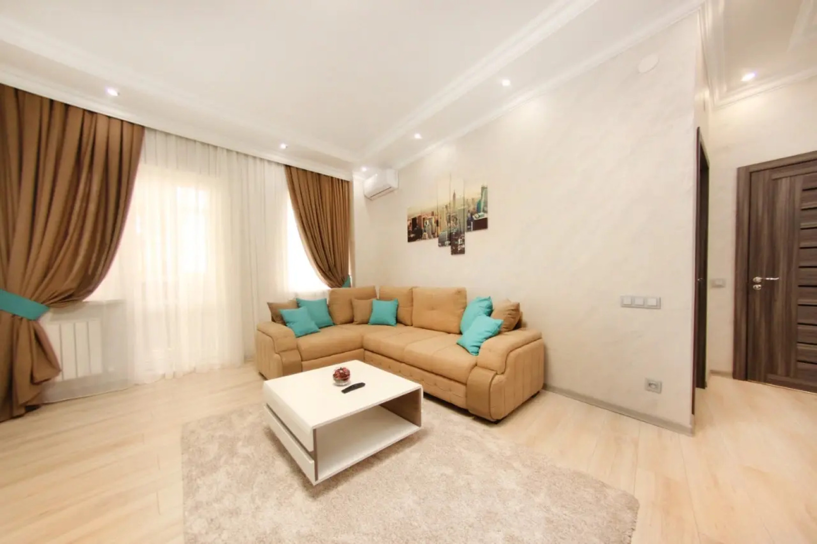 Апартаменты Двухкомнатные рядом с Парком Первого Президента