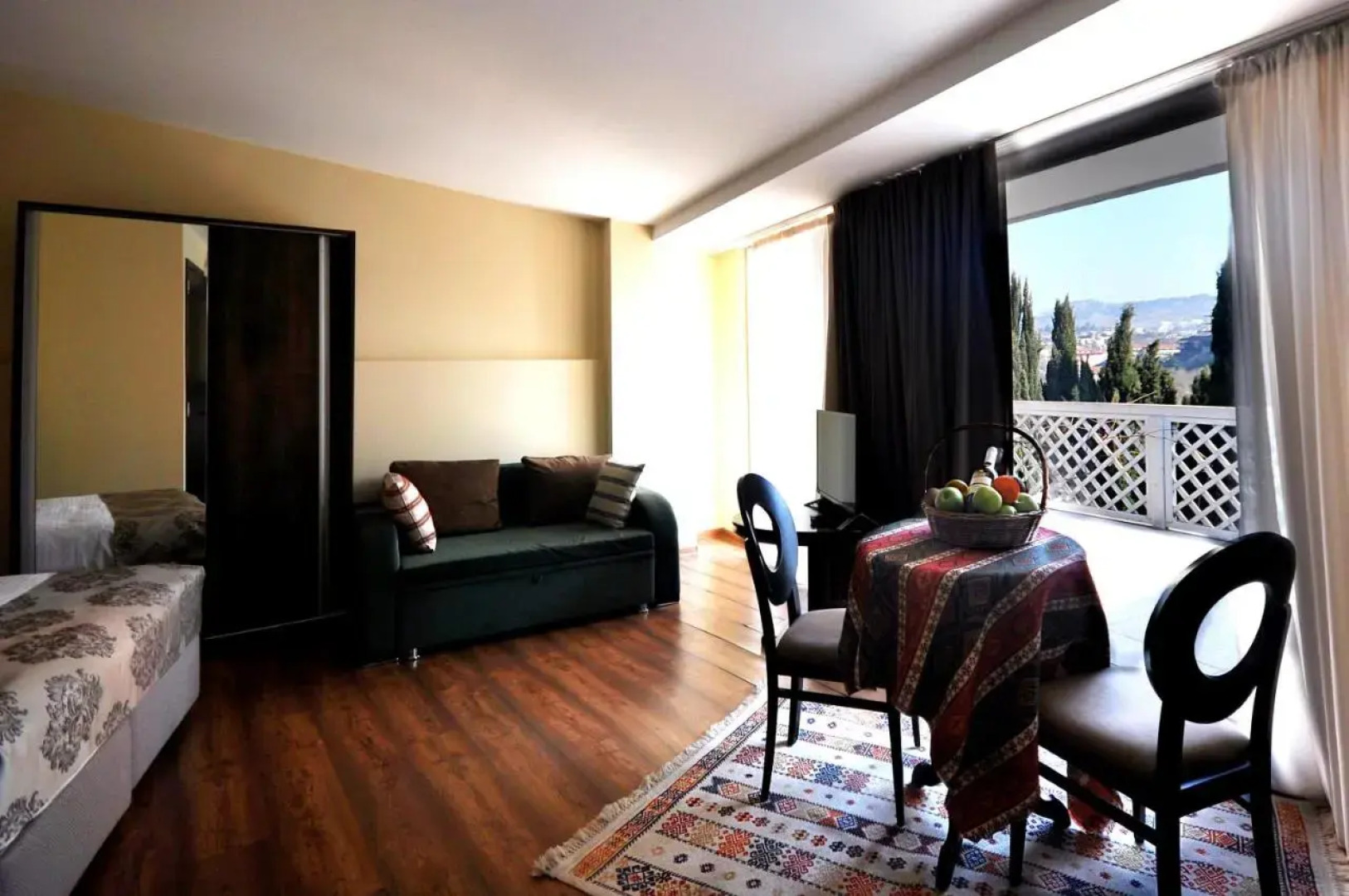 Отель Tekla Palace