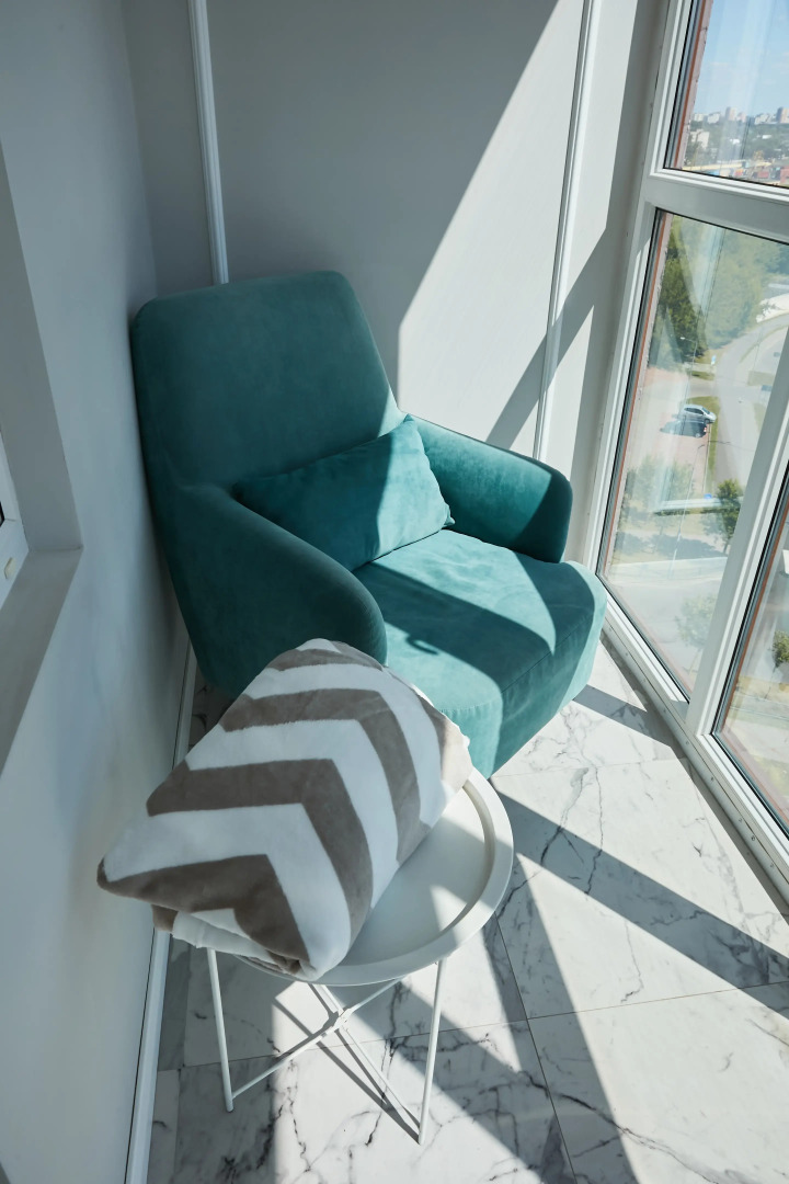 Апартаменты Luma White #2 в центре города с красивым видом на балконе