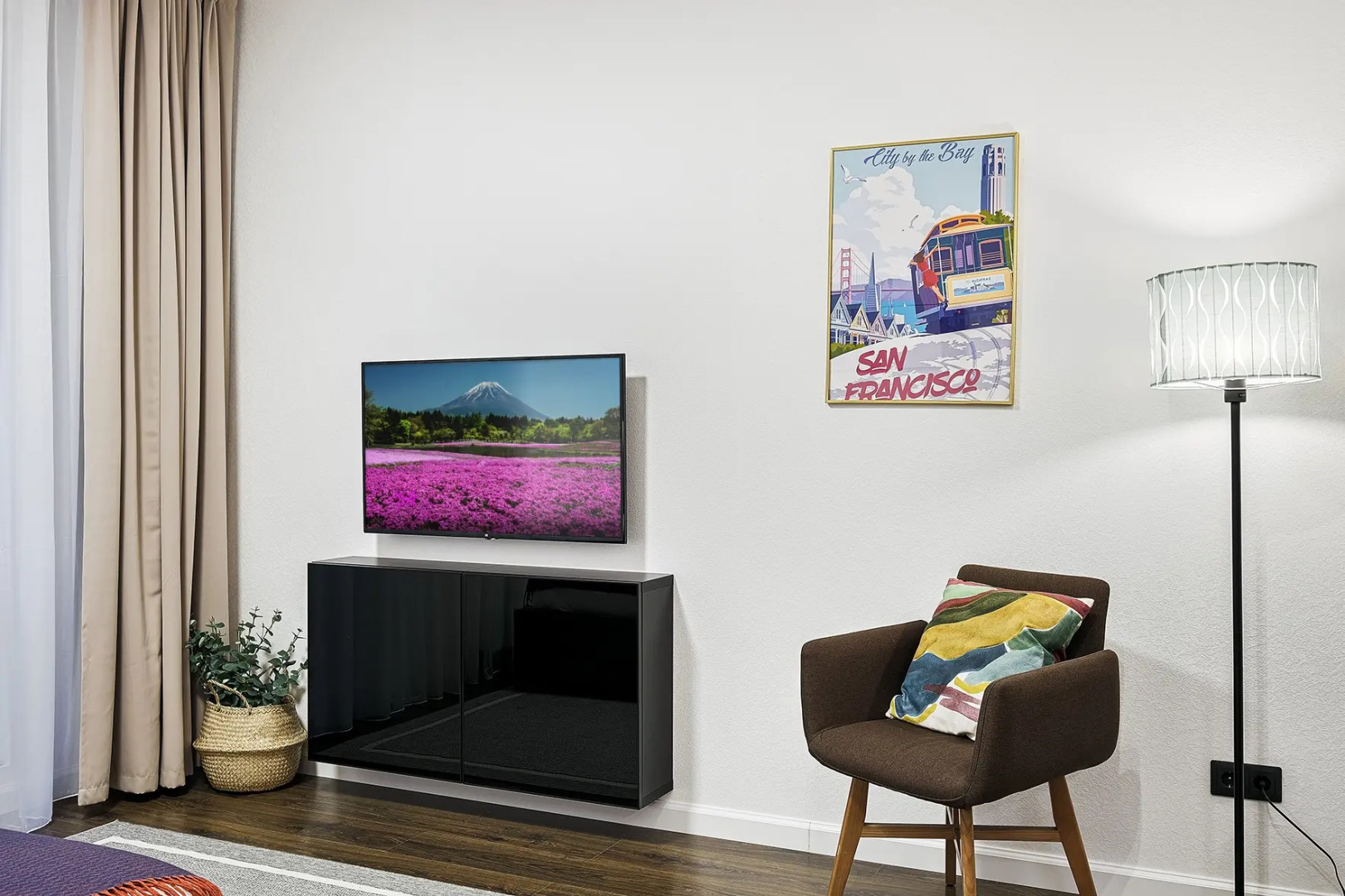 Апартаменты F-Apart светлые стильные и комфортные