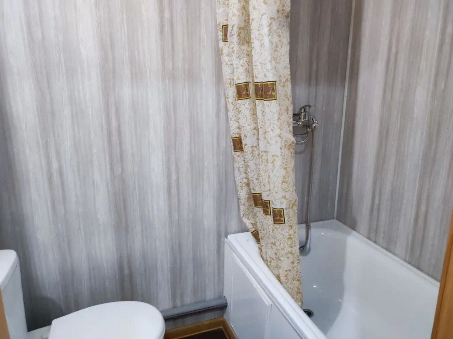 Апартаменты ДОМИНО рядом с ТЦ Взлетка Плаза 1