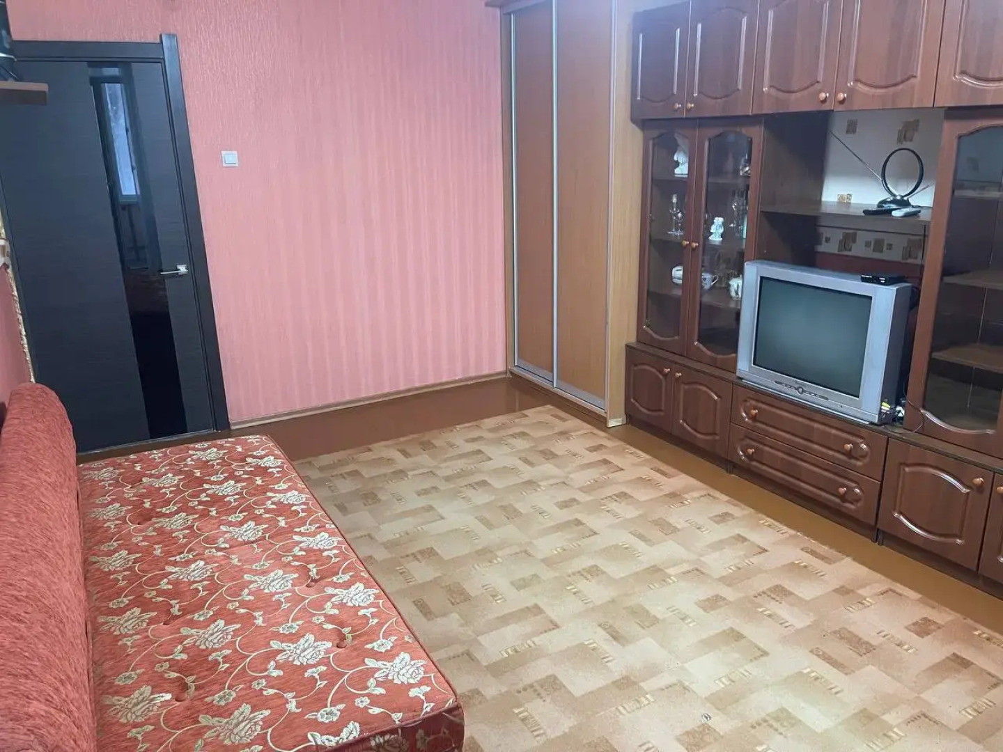 Квартира Уют. Центр. Карла Маркса 98. Посуточно