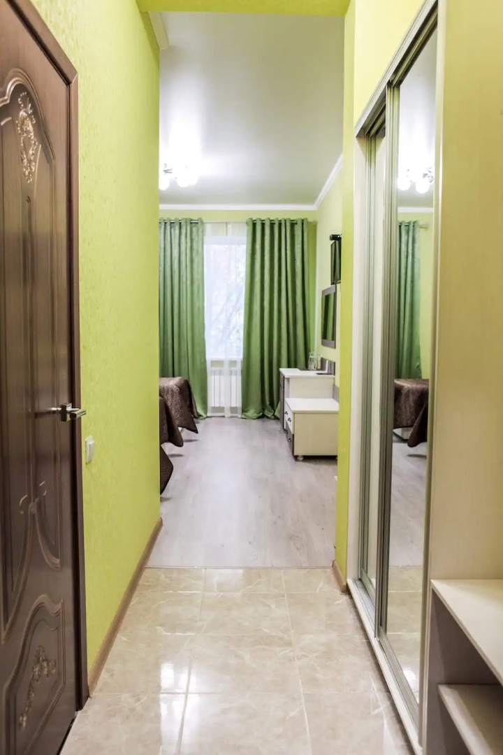 Отель Джулия