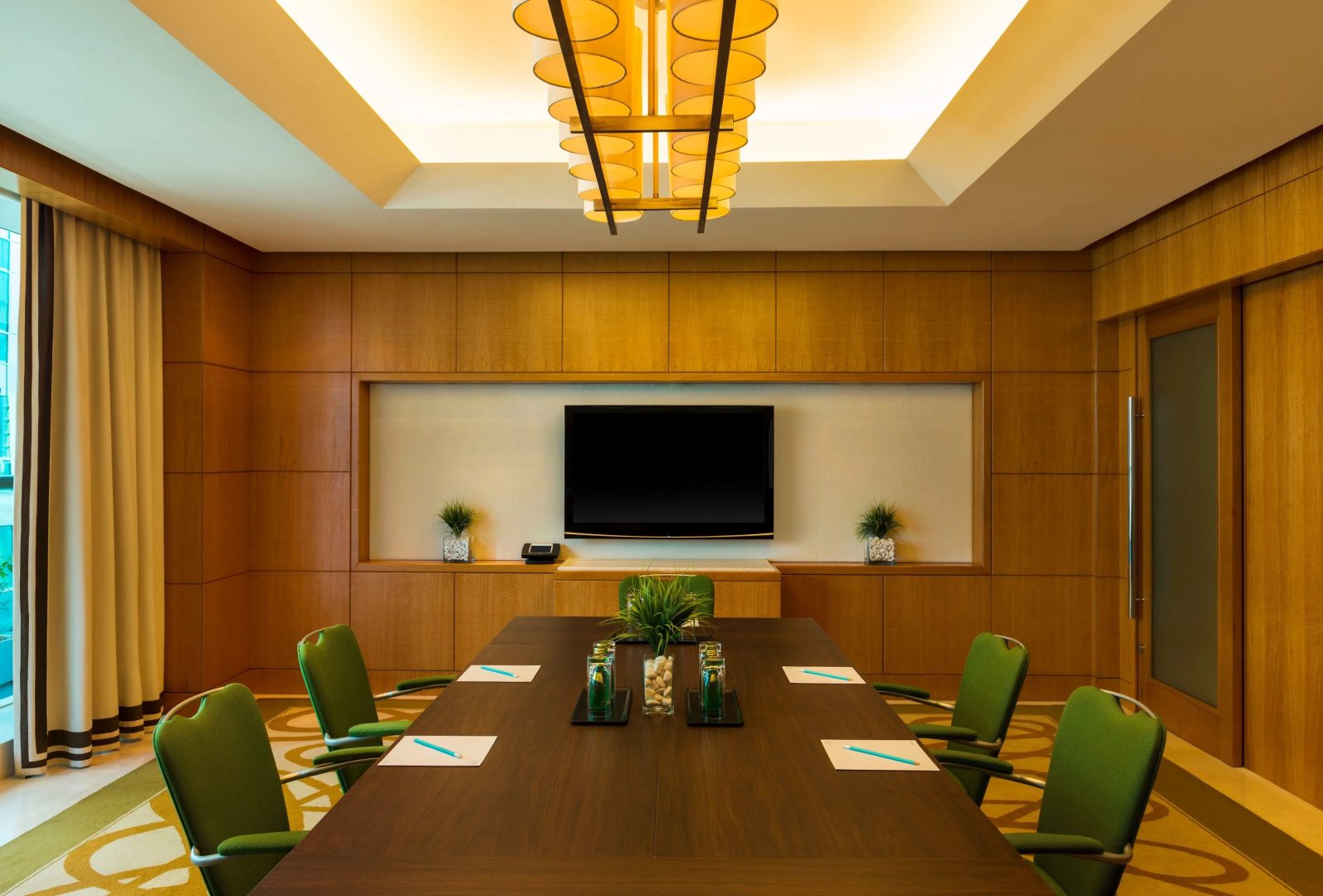 Отель Four Points by Sheraton Sheikh Zayed Road