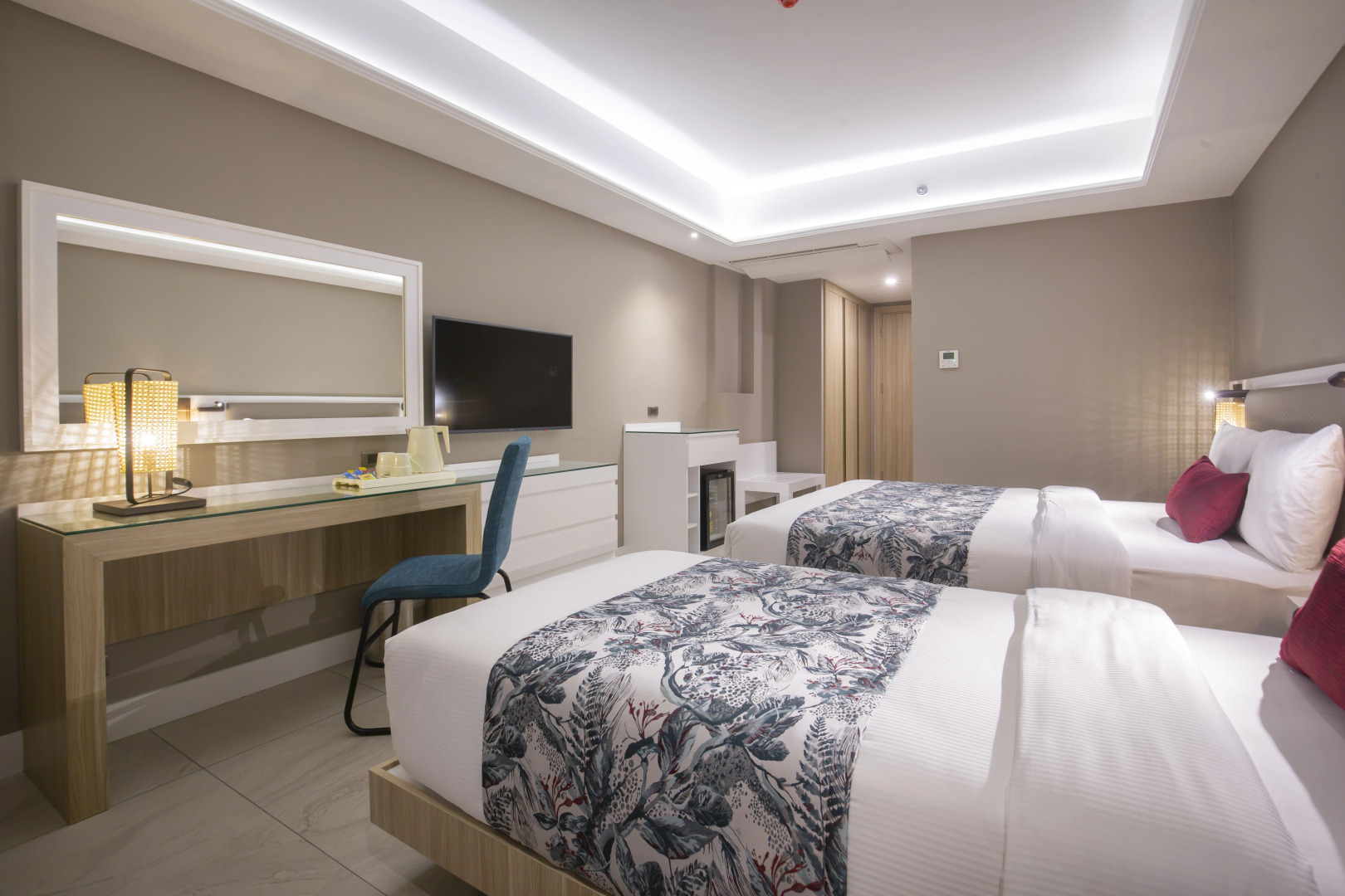 Отель Woovo Phuket Patong