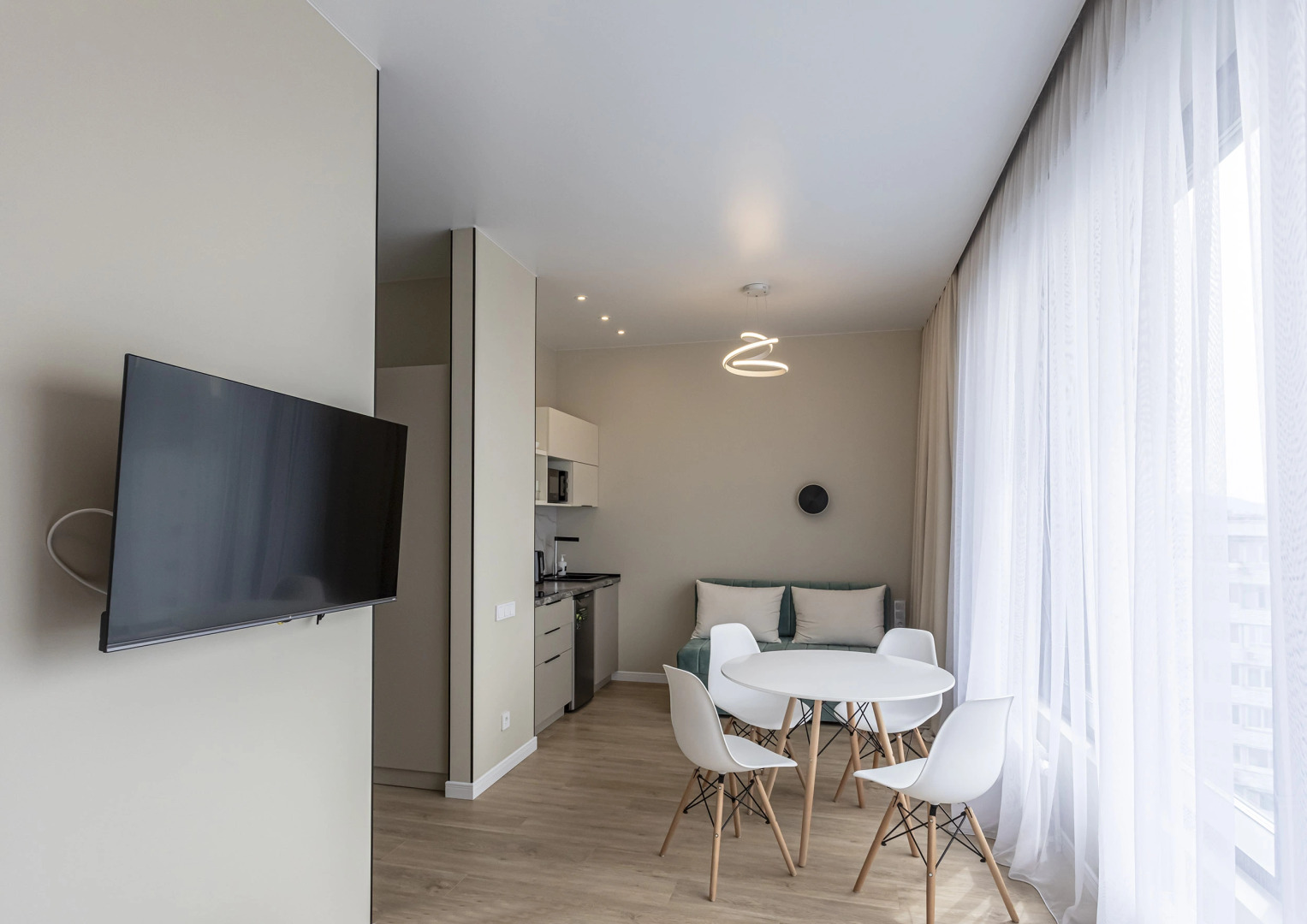 Квартира Красивая студия на Фастовской 4