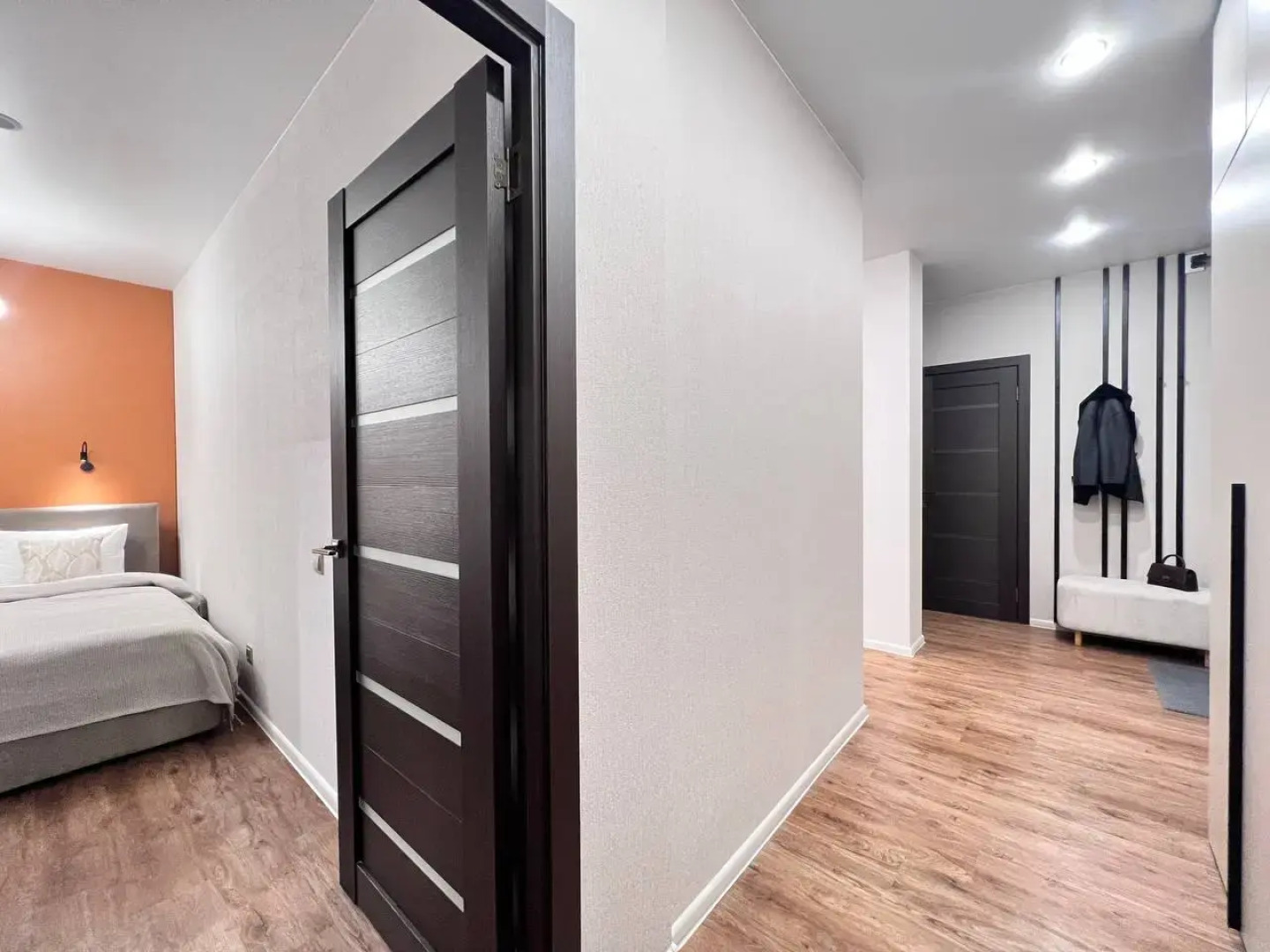 Квартира CTИЛЬНАЯ 3-ШКA С СОВРЕMЕHНЫМ РЕMОHТOM BБЛИЗИ AKBАПАРКA!