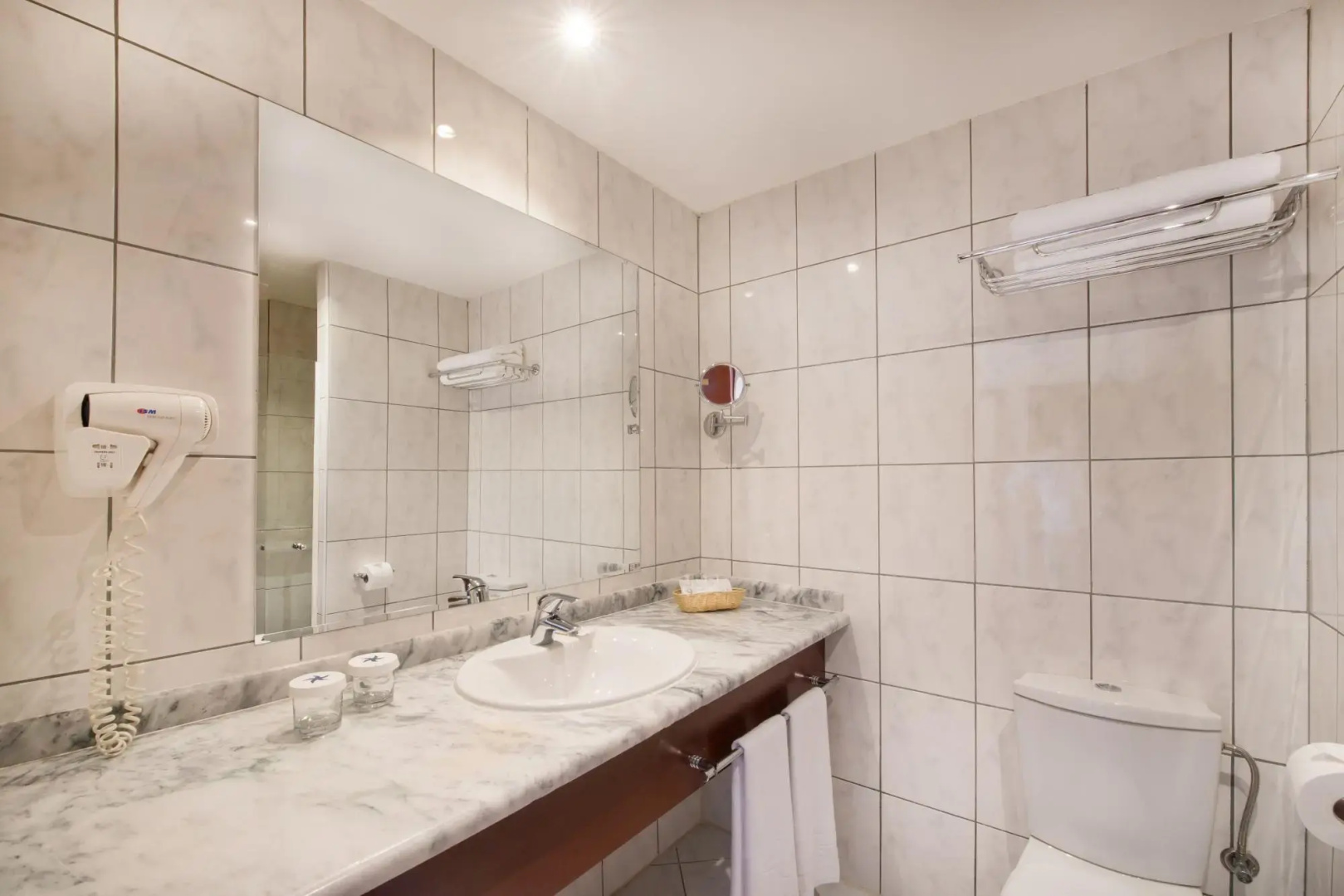 Отель Iberostar Bellevue