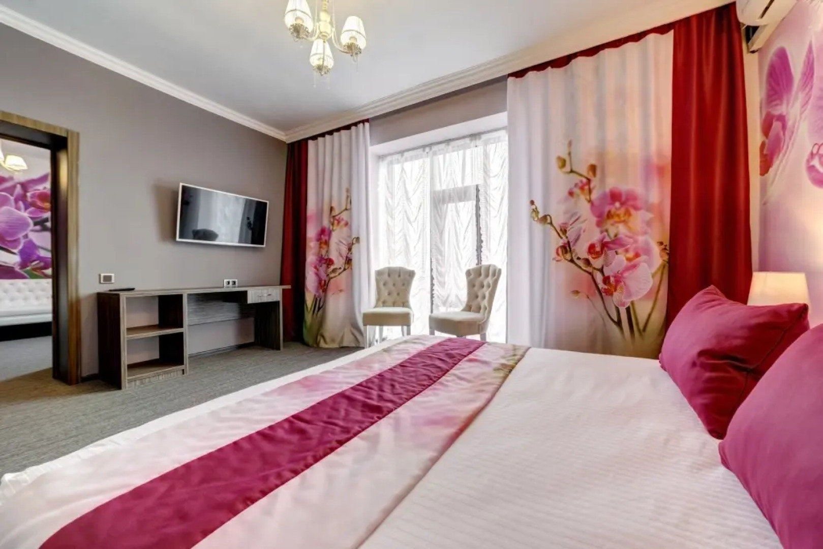 Отель  Мартон Палас Царицын